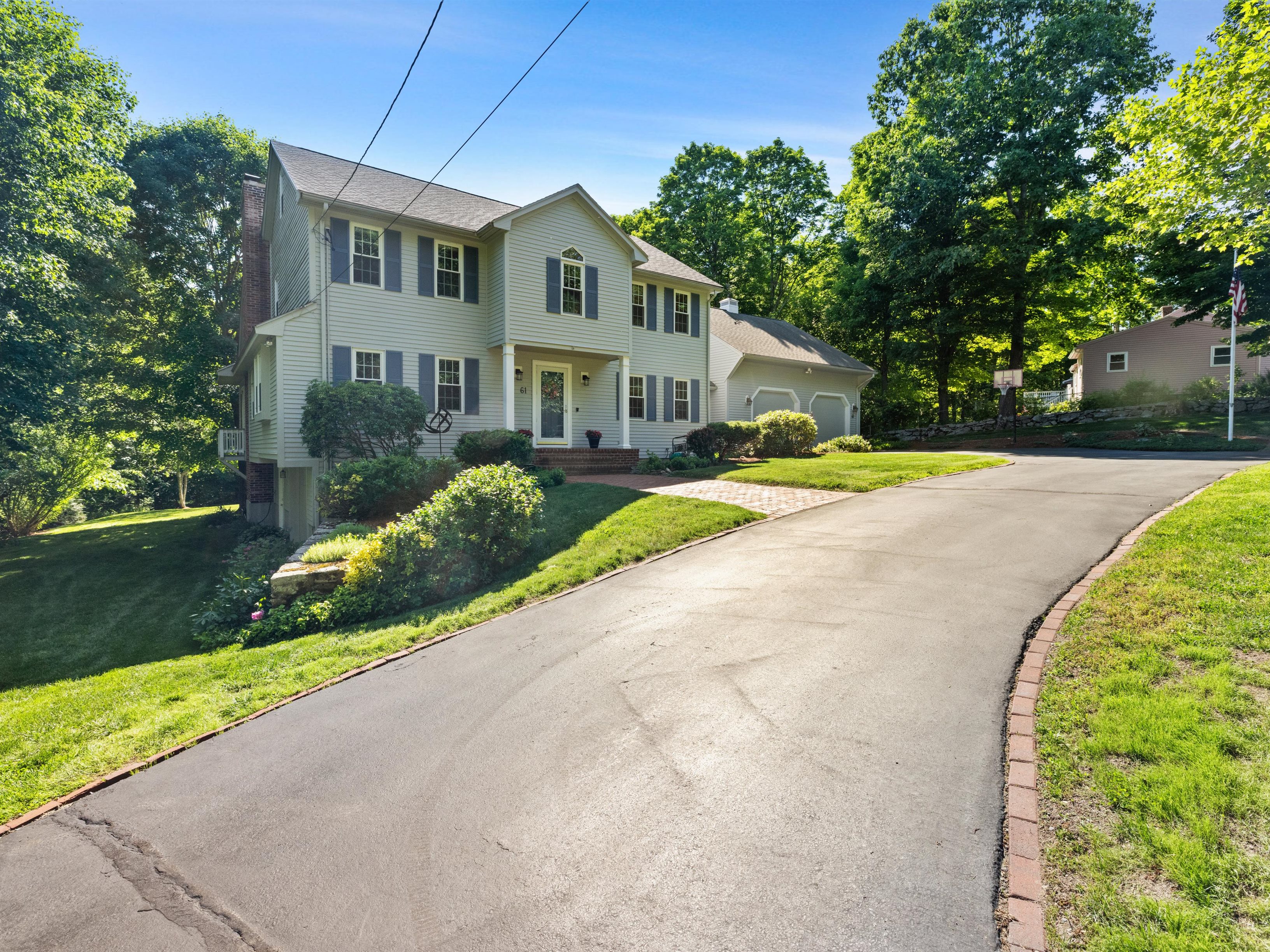  61 Beach Street, Millbury, MA 01527 - 物件實景