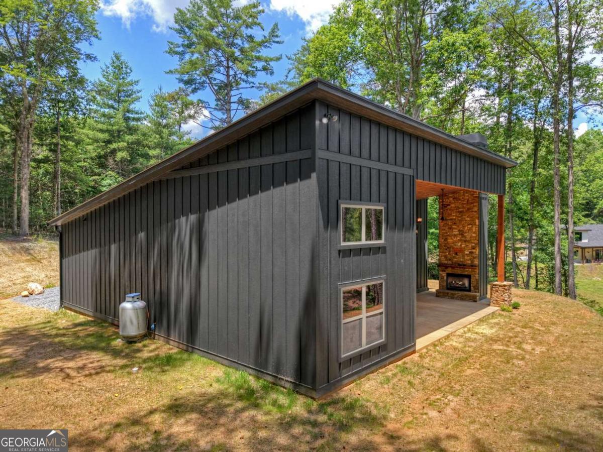 Mineral Bluff, Georgia, 30559, United States, 3 Bedrooms Bedrooms, ,3 BathroomsBathrooms,Residential,For Sale,2008232