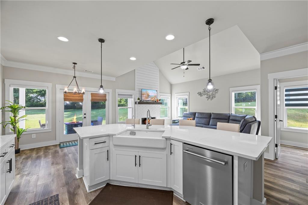 Cumming, Georgia, 30041, United States, 4 Bedrooms Bedrooms, ,5 BathroomsBathrooms,Residential,For Sale,1977263