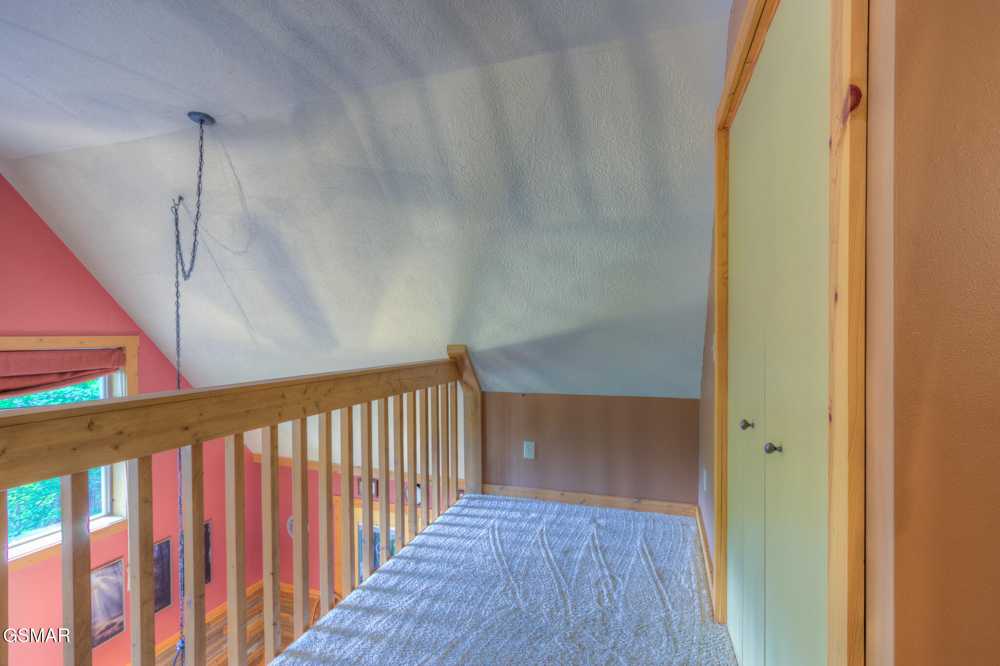 Gatlinburg, Tennessee, 37738, United States, 3 Bedrooms Bedrooms, ,4 BathroomsBathrooms,Residential,For Sale,1979752