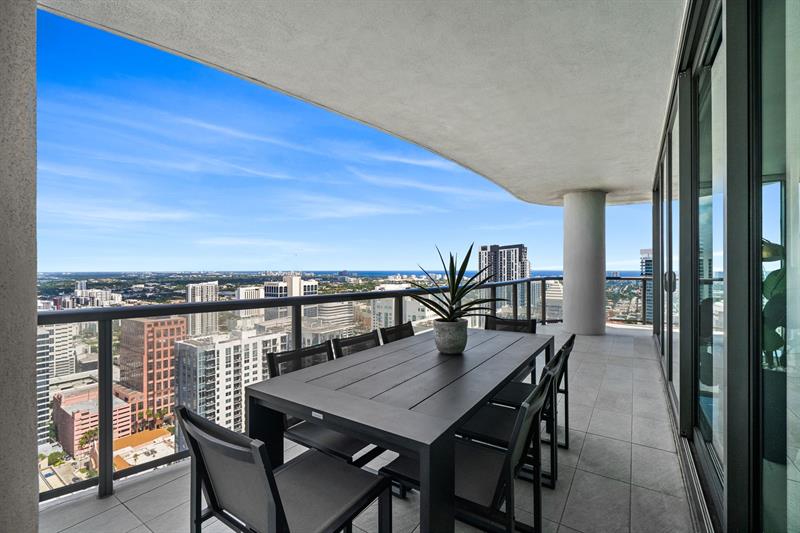 Fort Lauderdale, Florida, 33301, United States, 4 Bedrooms Bedrooms, ,5 BathroomsBathrooms,Residential,For Sale,1987961