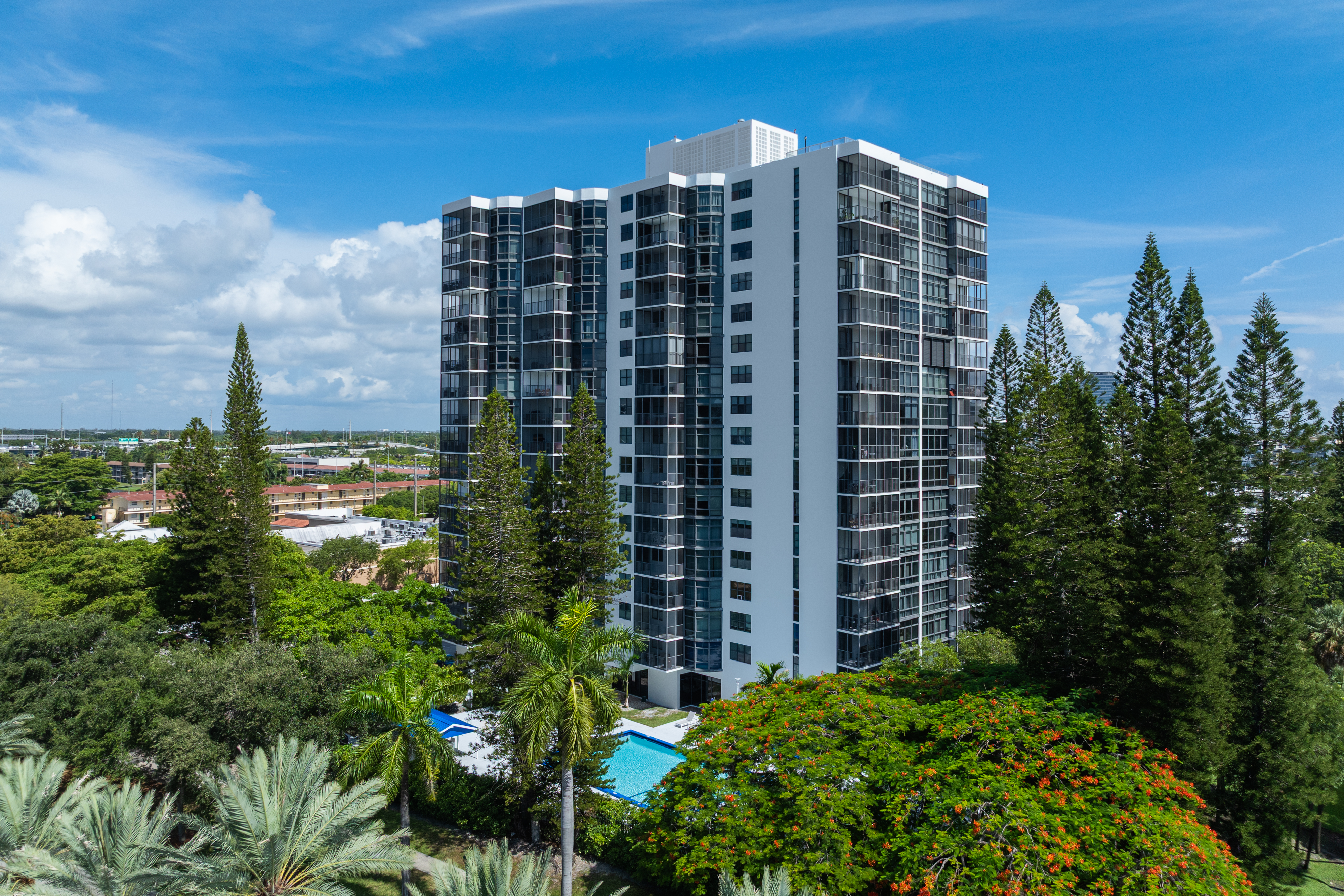  20100 W Country Club Dr, Aventura, FL, 33180 - 物件實景