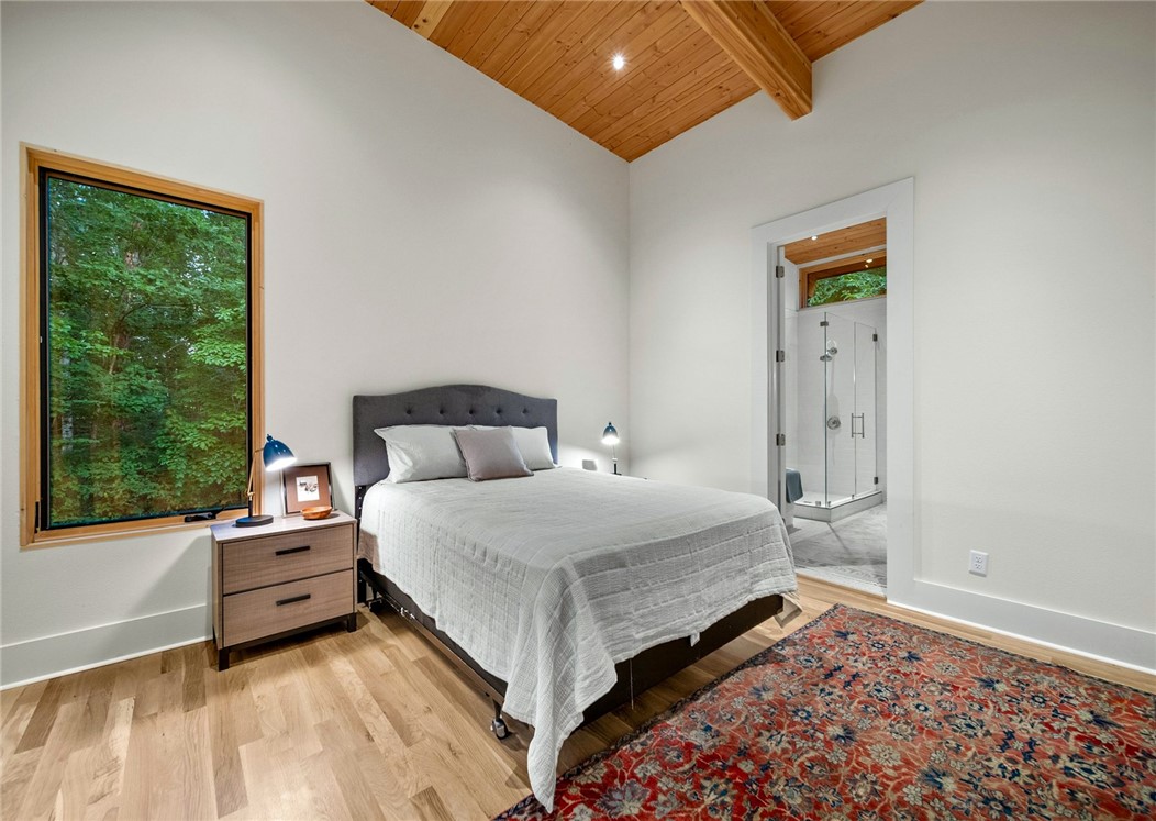 Bella Vista, Arkansas, 72715, United States, 3 Bedrooms Bedrooms, ,4 BathroomsBathrooms,Residential,For Sale,1892067