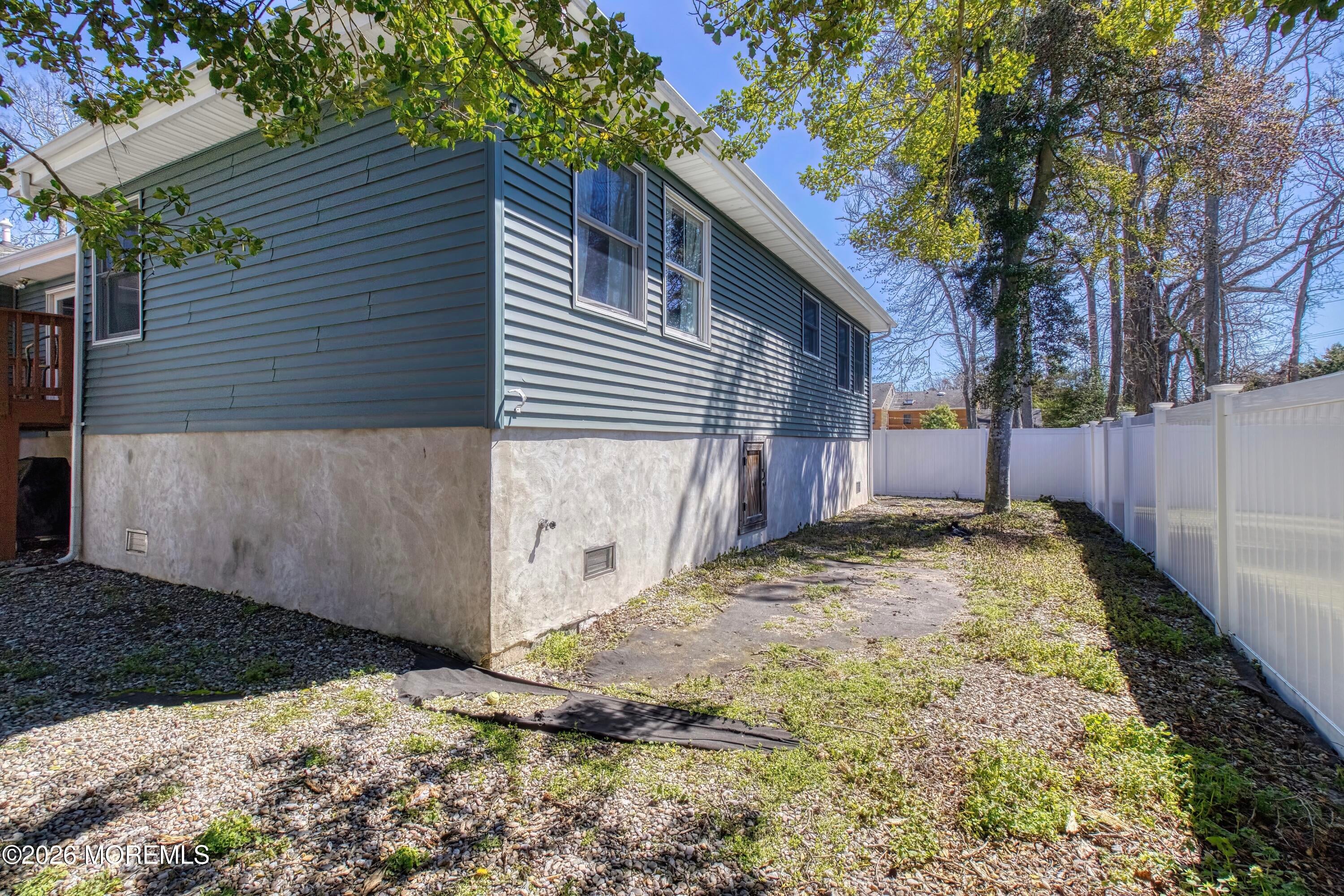 Brick, New Jersey, 08723, United States, 5 Bedrooms Bedrooms, ,2 BathroomsBathrooms,Residential,For Sale,2036469
