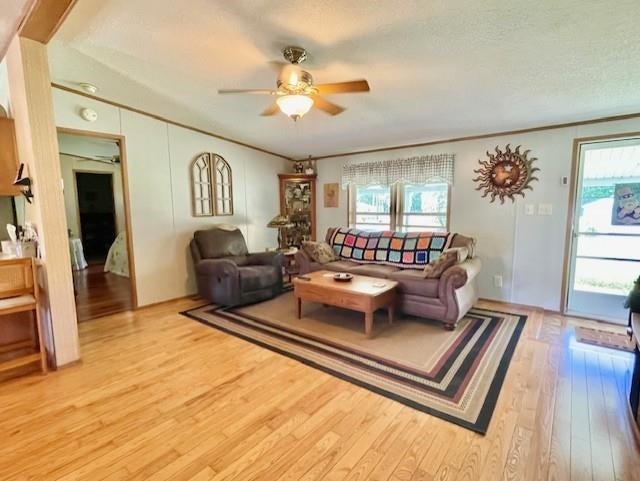 Rochester, New Hampshire, 03868, United States, 3 Bedrooms Bedrooms, ,2 BathroomsBathrooms,Residential,For Sale,1898297