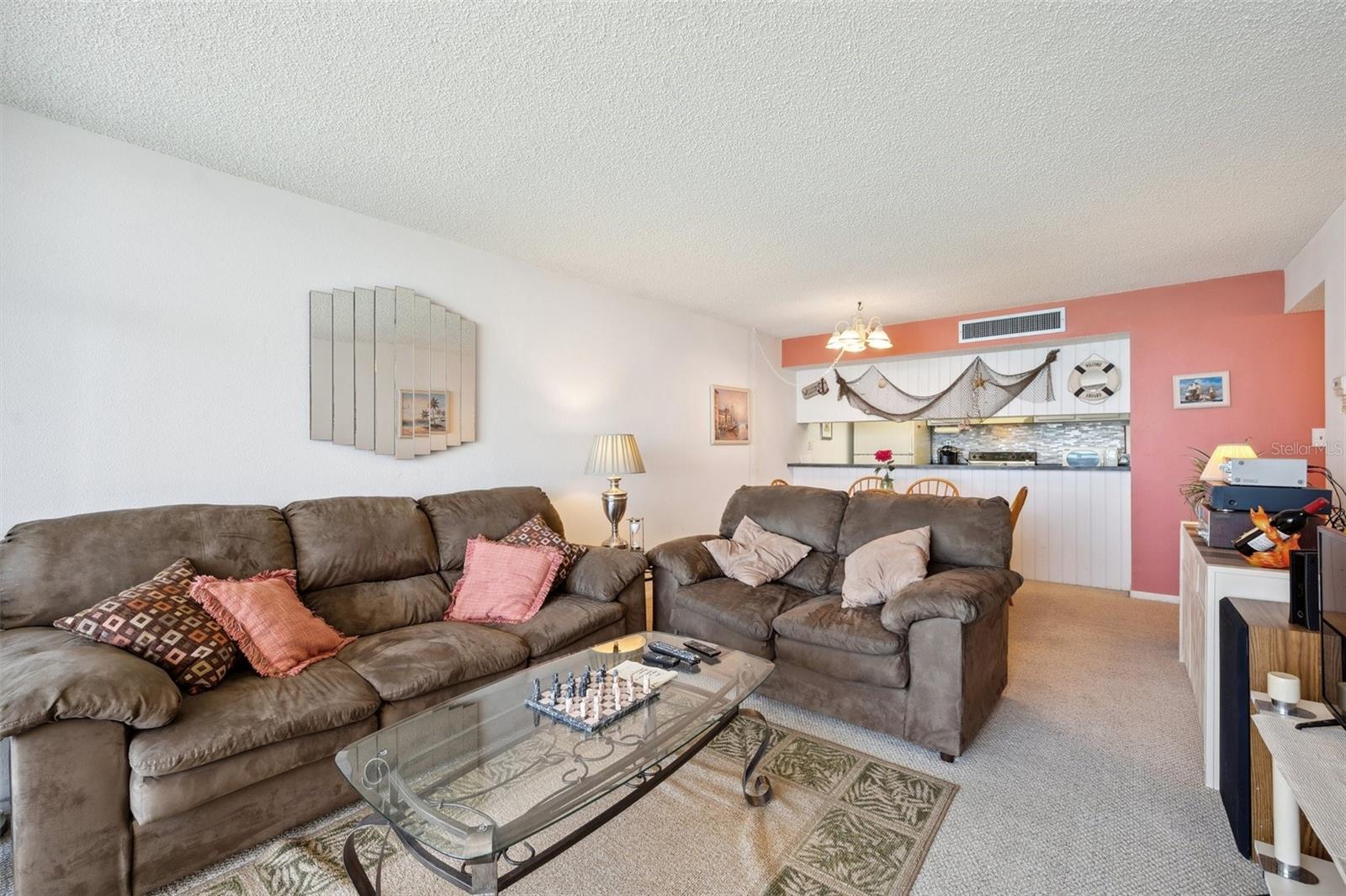 450 S Gulfview Boulevard #1105 #1105, CLEARWATER BEACH, Florida, 33767, United States, 2 Bedrooms Bedrooms, ,2 BathroomsBathrooms,Residential,For Sale,450 S Gulfview Boulevard #1105 #1105,1619451