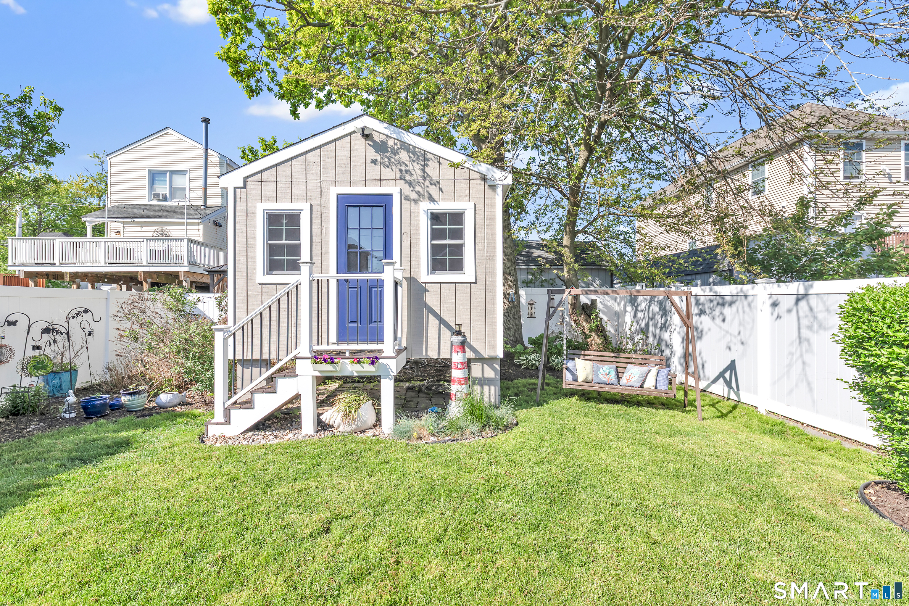 Milford, Connecticut, 06460, United States, 4 Bedrooms Bedrooms, ,2 BathroomsBathrooms,Residential,For Sale,2048246