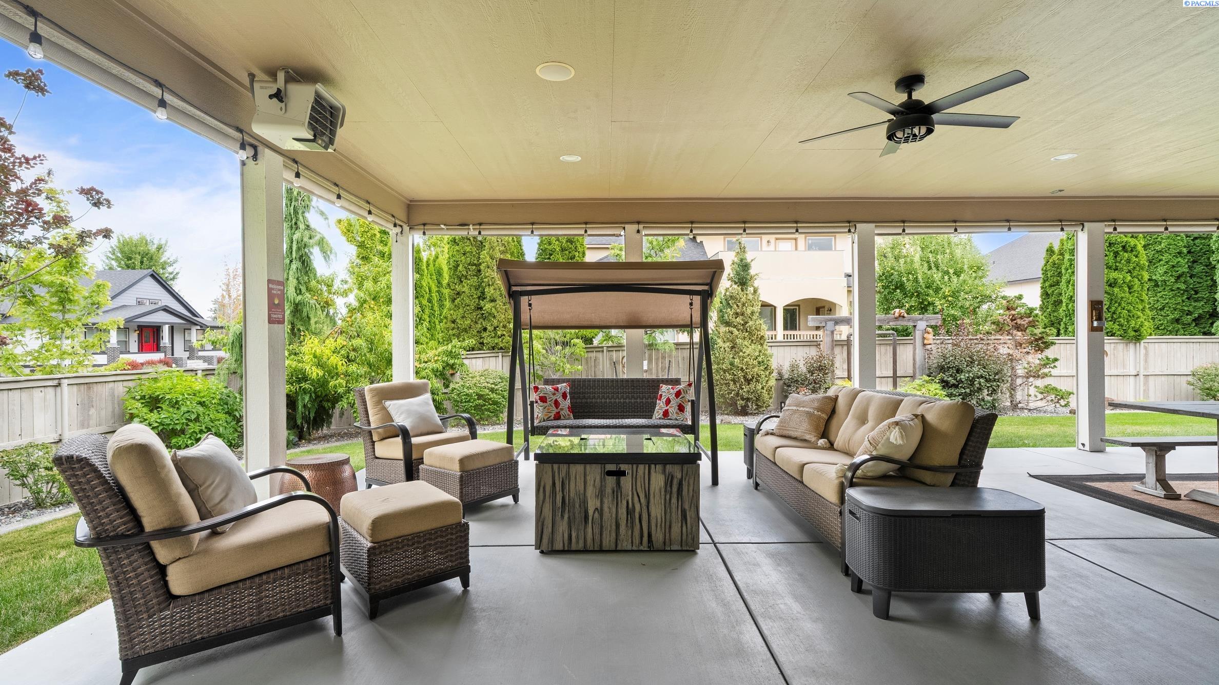 Kennewick, Washington, 99338, United States, 4 Bedrooms Bedrooms, ,3 BathroomsBathrooms,Residential,For Sale,1907298