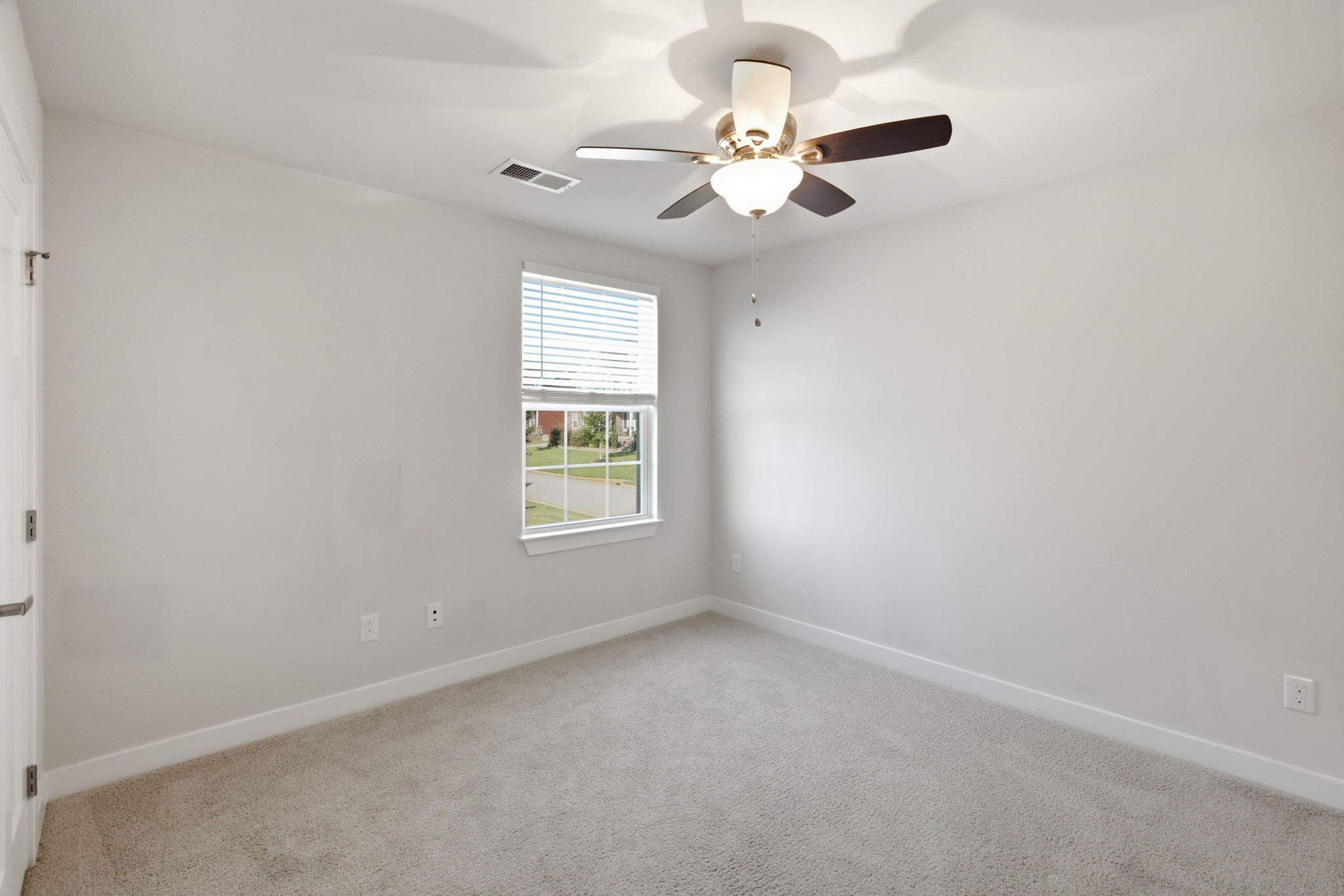  216 Edwin Ellis Dr, Greer, SC 29651 - 物件實景