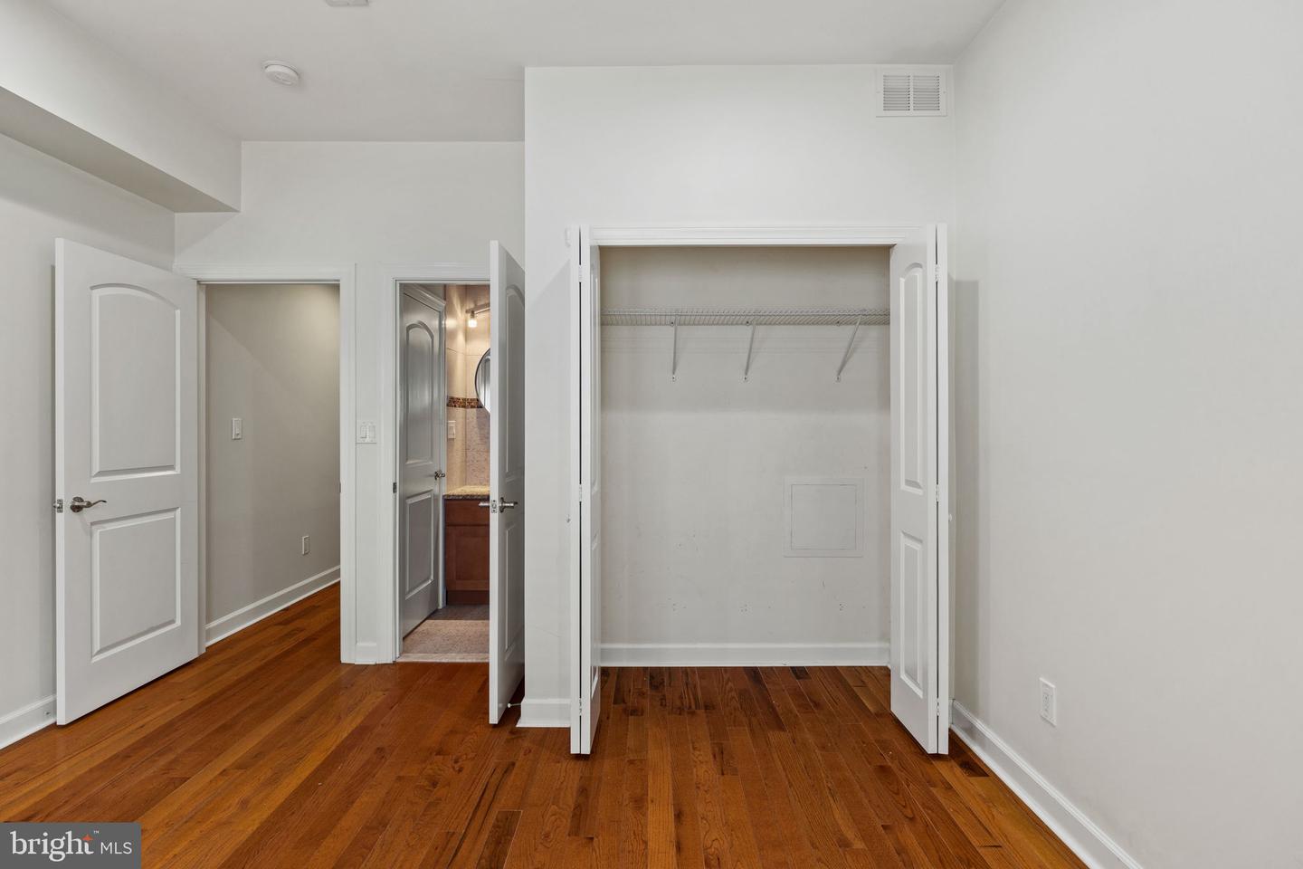 Philadelphia, Pennsylvania, 19146, United States, 3 Bedrooms Bedrooms, ,2 BathroomsBathrooms,Residential,For Sale,1949771