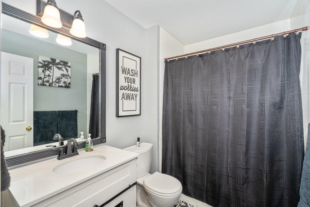 Veradale, Washington, 99037, United States, 6 Bedrooms Bedrooms, ,4 BathroomsBathrooms,Residential,For Sale,1986098