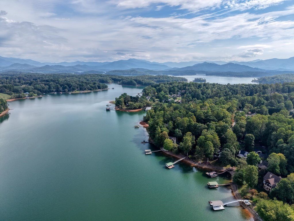 Young Harris, Georgia, 30582, United States, 3 Bedrooms Bedrooms, ,4 BathroomsBathrooms,Residential,For Sale,1975492