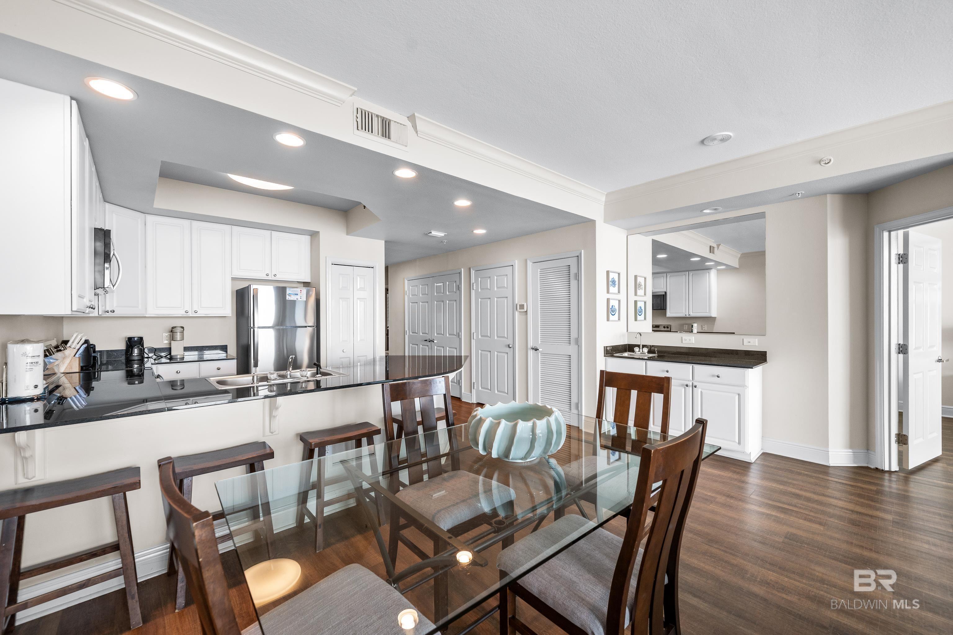 Gulf Shores, Alabama, 36542, United States, 2 Bedrooms Bedrooms, ,2 BathroomsBathrooms,Residential,For Sale,2003333