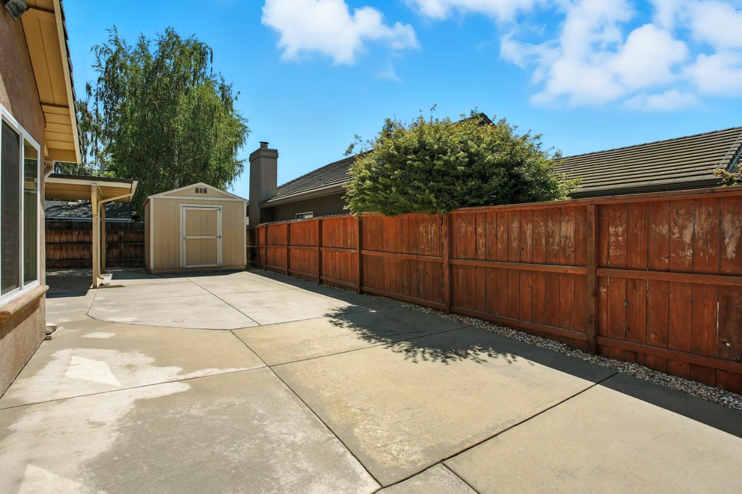 Galt, California, 95632, United States, 3 Bedrooms Bedrooms, ,2 BathroomsBathrooms,Residential,For Sale,1906984