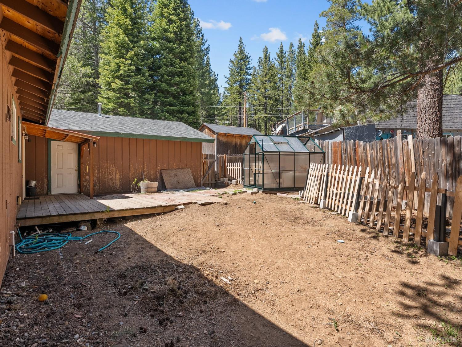 South Lake Tahoe, California, 96150, United States, 3 Bedrooms Bedrooms, ,2 BathroomsBathrooms,Residential,For Sale,1737061