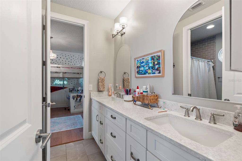 Lake Mary, Florida, 32746, United States, 4 Bedrooms Bedrooms, ,5 BathroomsBathrooms,Residential,For Sale,1998776