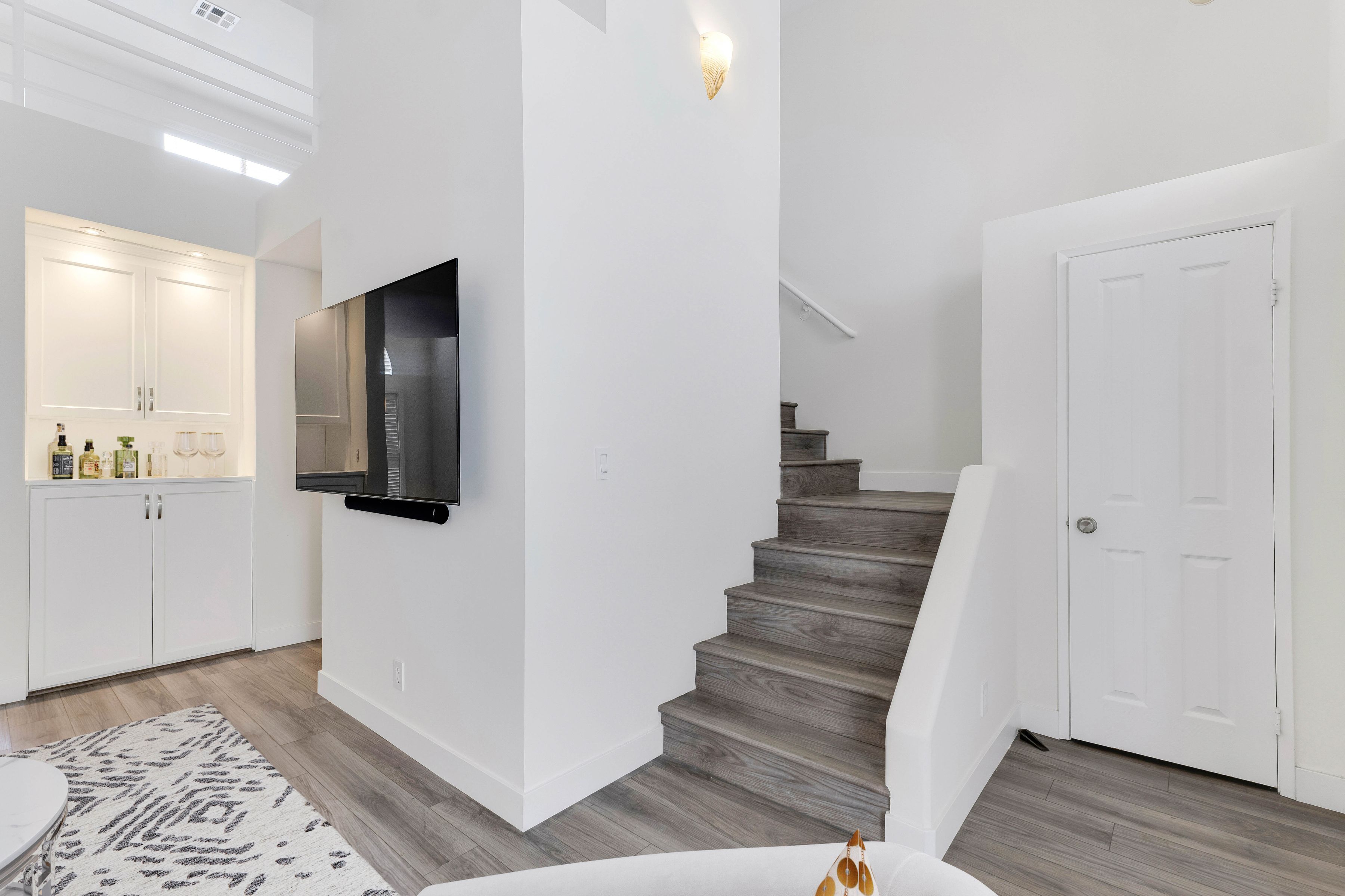  2550 S Centinela Avenue #106 - 物件實景