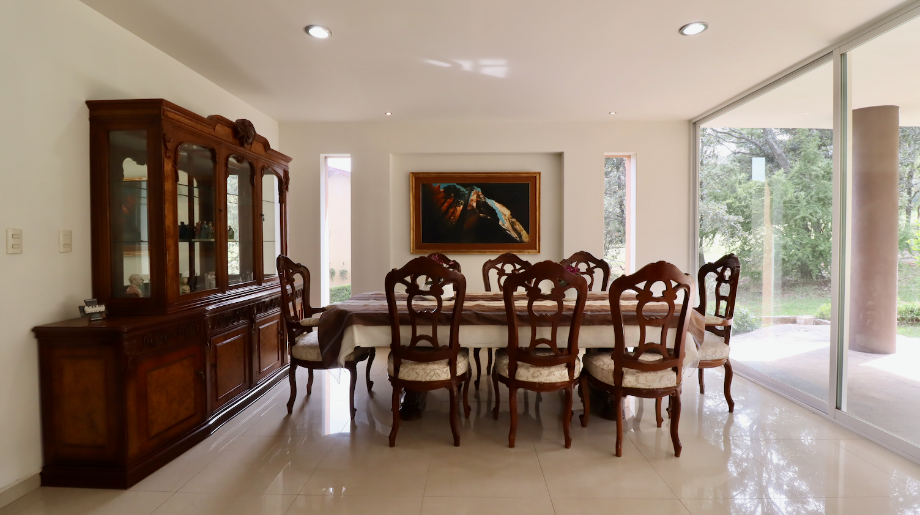 Morelia, Michoacán de Ocampo, 58350, Mexico, 4 Bedrooms Bedrooms, ,4 BathroomsBathrooms,Residential,For Sale,1998426