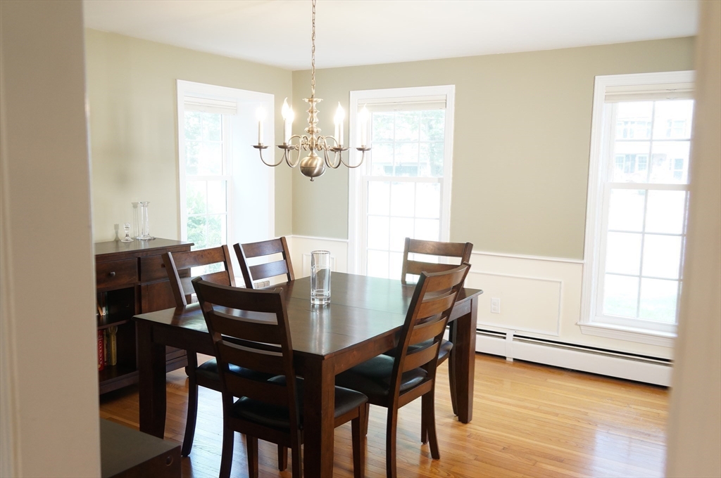 North Reading, Massachusetts, 01864, United States, 4 Bedrooms Bedrooms, ,3 BathroomsBathrooms,Residential,For Sale,1980722