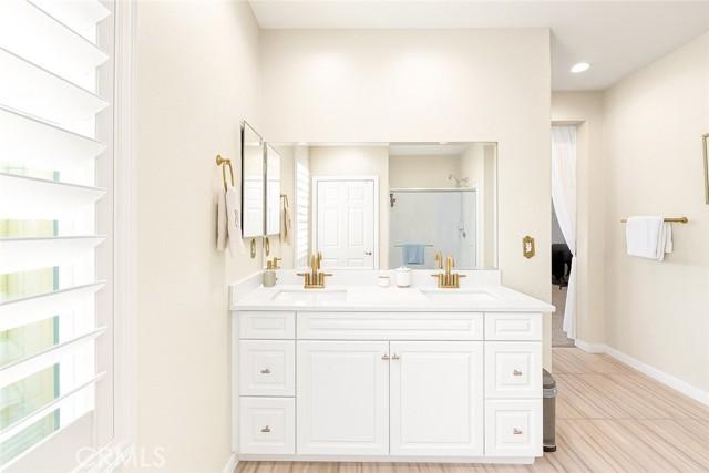 Menifee, California, 92585, United States, 4 Bedrooms Bedrooms, ,2 BathroomsBathrooms,Residential,For Sale,1932799