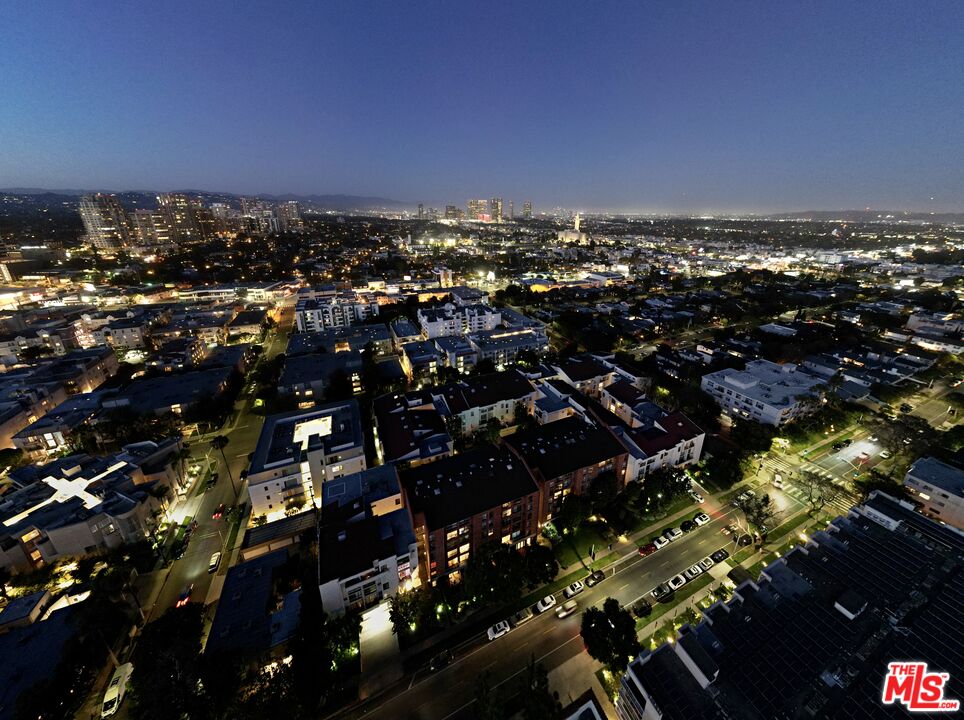 Los Angeles, California, 90024, United States, 2 Bedrooms Bedrooms, ,1 BathroomBathrooms,Residential,For Sale,1948814