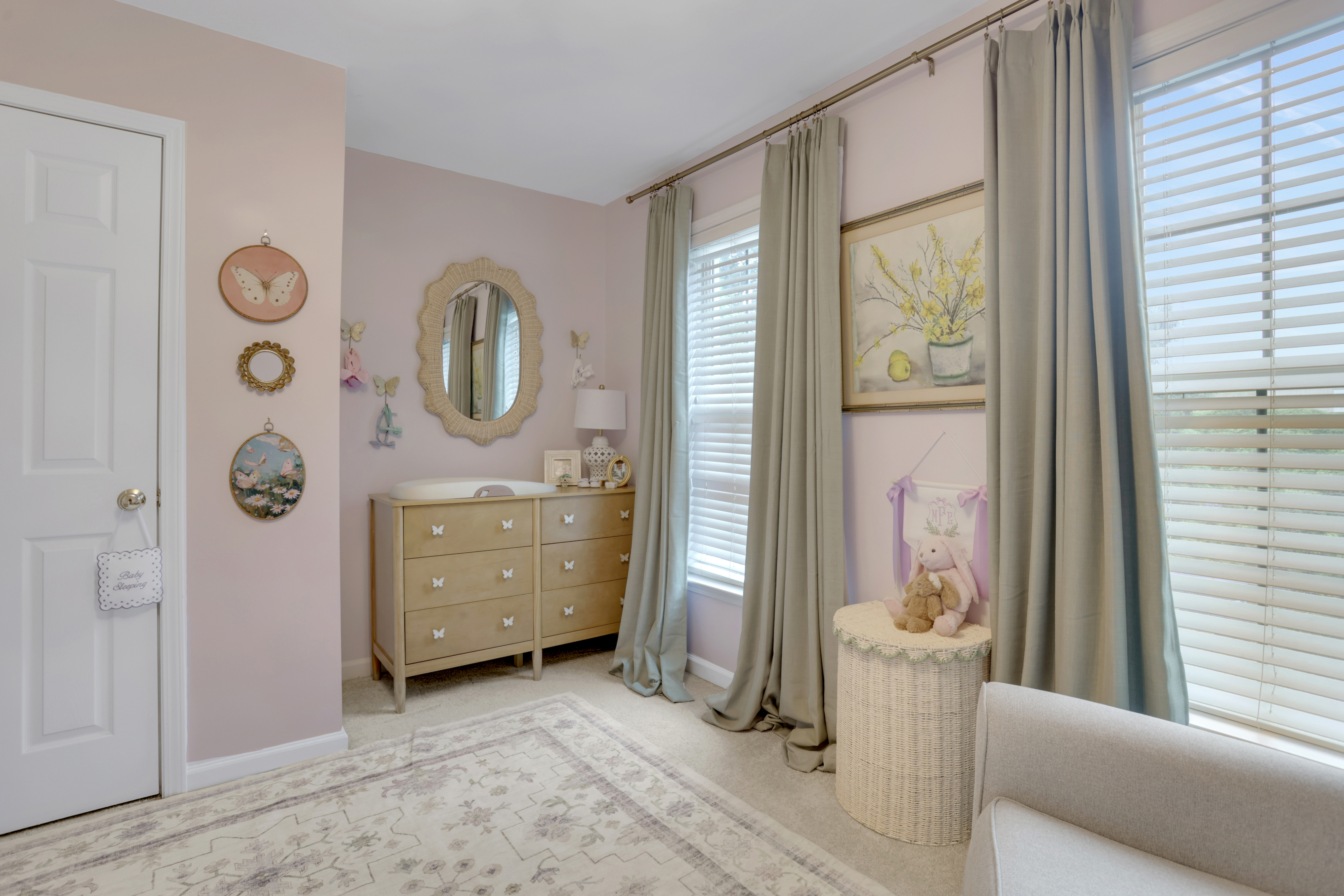  Charming Townhome in Desirable Area - 物件實景