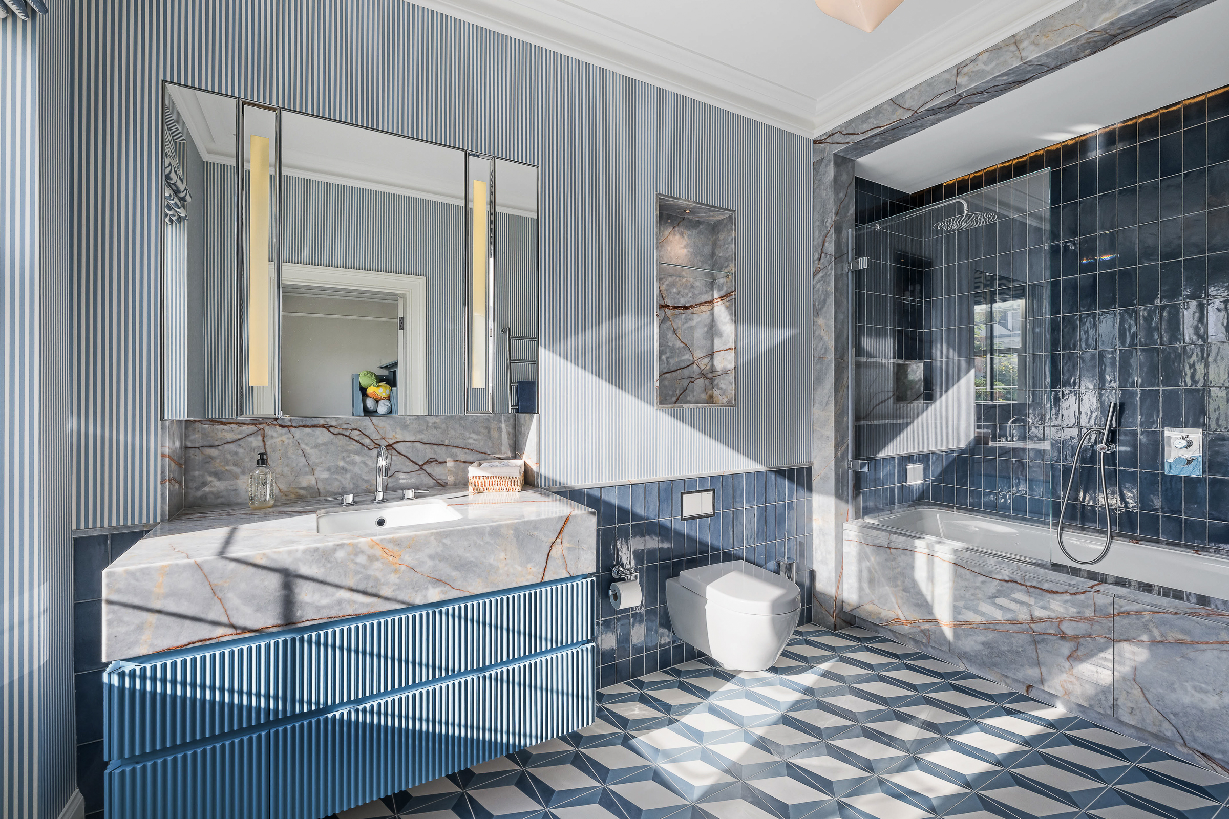  A Remarkable Peter Mikic House in Notting Hill - 物件實景