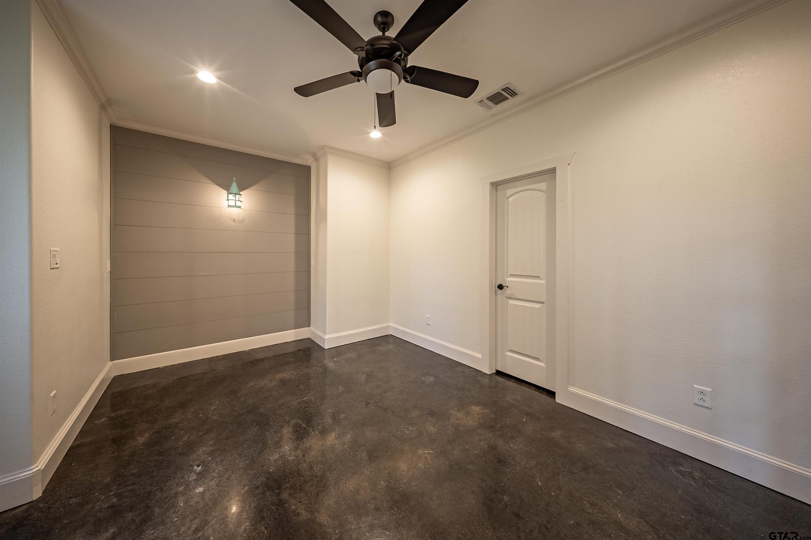 Lindale, Texas, 75771, United States, 4 Bedrooms Bedrooms, ,4 BathroomsBathrooms,Residential,For Sale,1992083