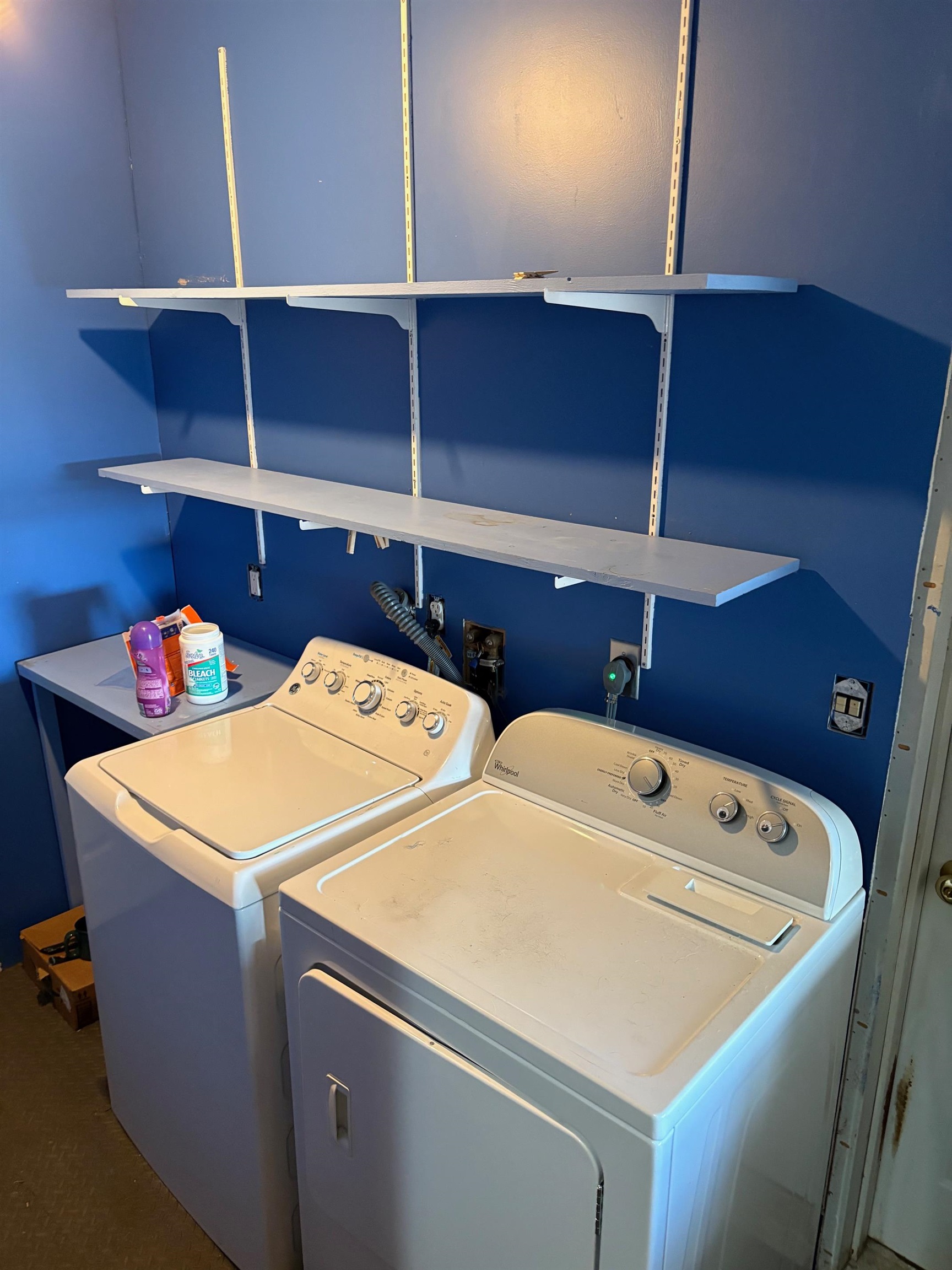 Winchester, New Hampshire, 03470, United States, 3 Bedrooms Bedrooms, ,2 BathroomsBathrooms,Residential,For Sale,2001940