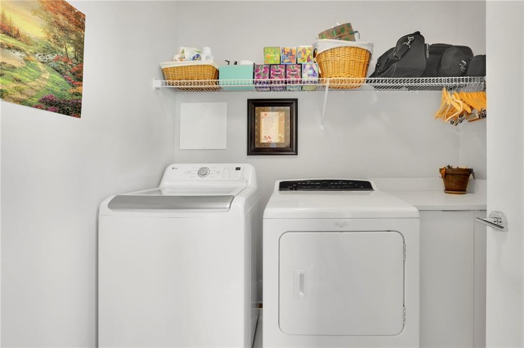 Atlanta, Georgia, 30316, United States, 2 Bedrooms Bedrooms, ,4 BathroomsBathrooms,Residential,For Sale,2007834