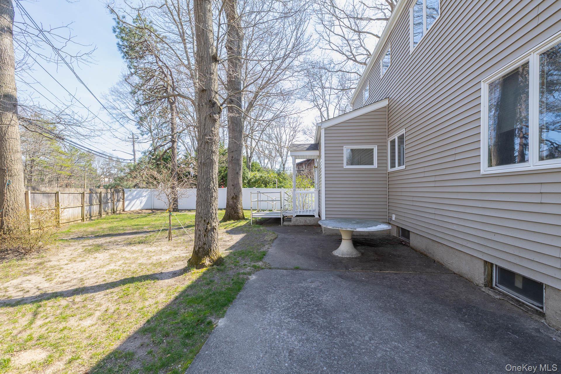  97 Krispin Lane, East Setauket, NY, 11733 - 物件實景