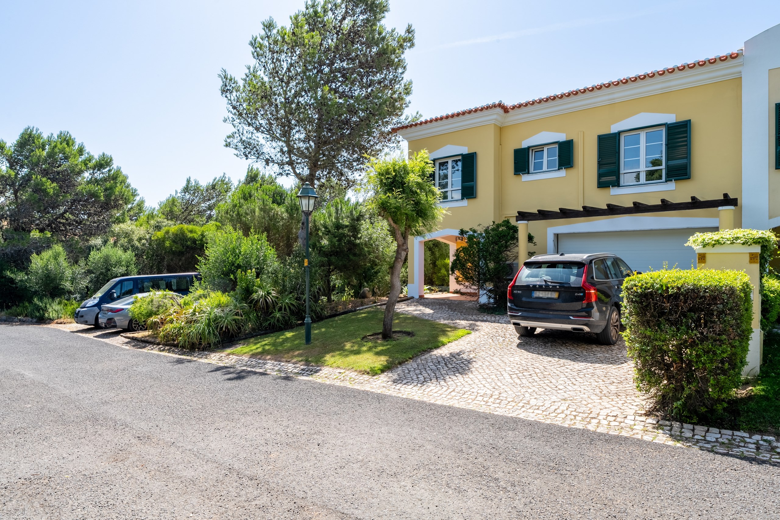 Cascais, Lisbon, 2750-642, PT, 4 Bedrooms Bedrooms, ,3 BathroomsBathrooms,Residential,For Sale,1989663