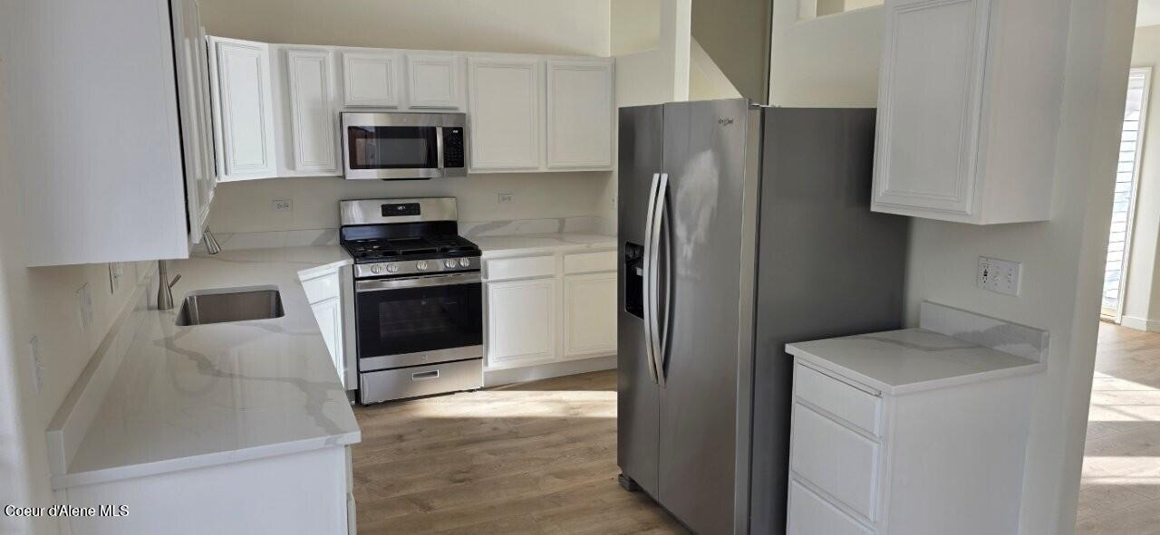 Hayden, Idaho, 83835, United States, 4 Bedrooms Bedrooms, ,3 BathroomsBathrooms,Residential,For Sale,2009648