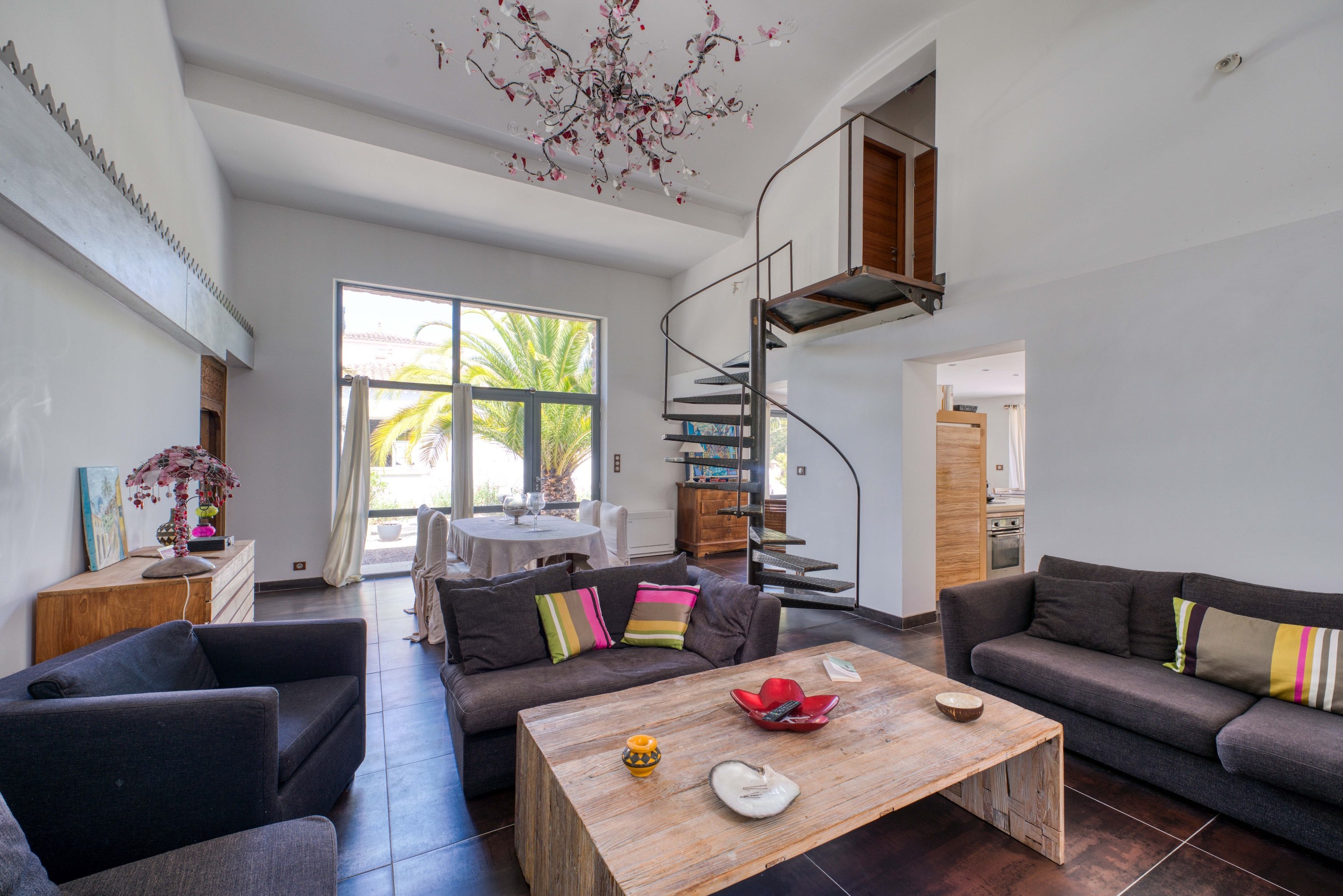  CHARMING PROPERTY - 物件實景