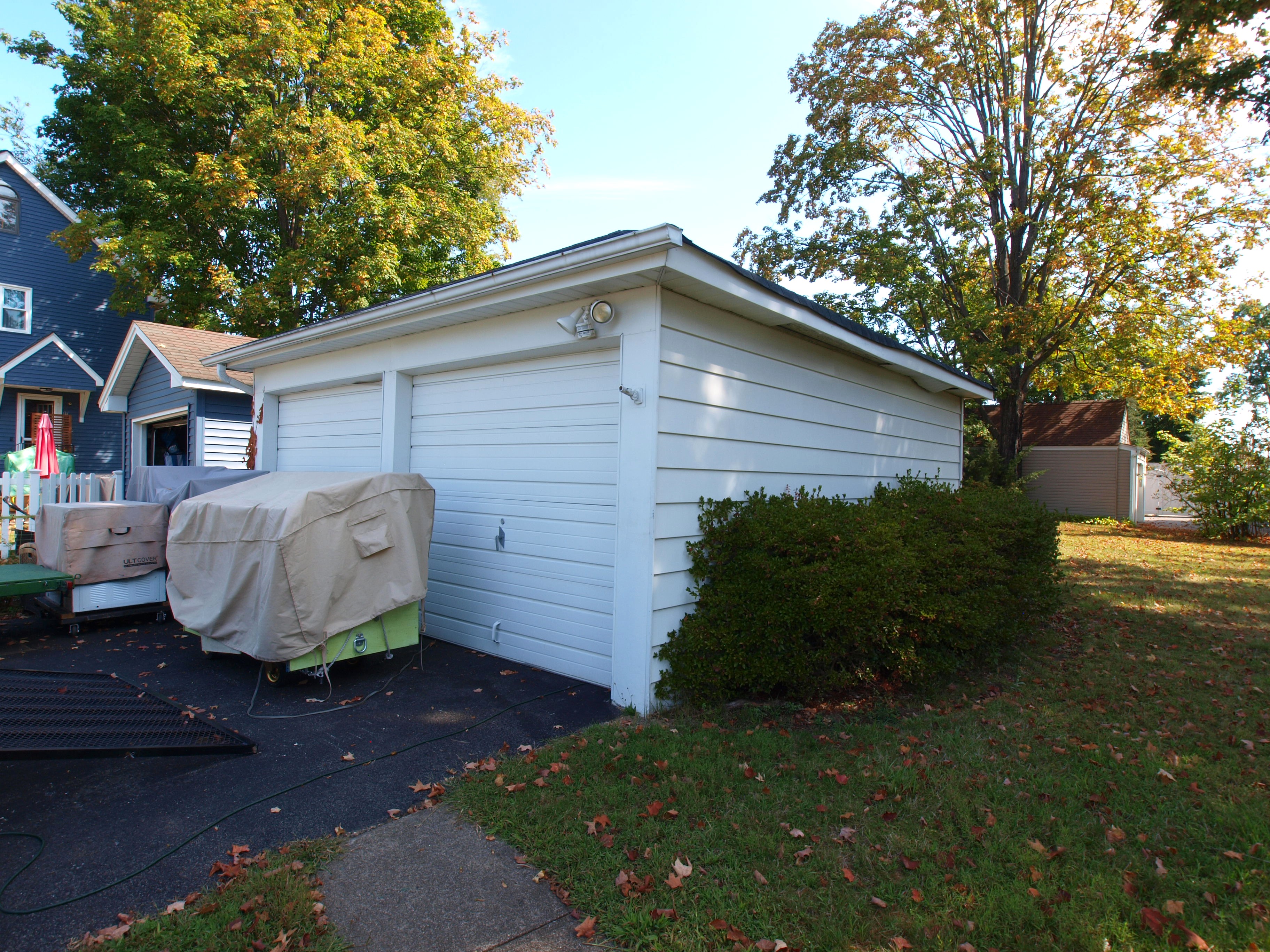 Pompton Plains, New Jersey, 07444, United States, 3 Bedrooms Bedrooms, ,1 BathroomBathrooms,Residential,For Sale,2005754