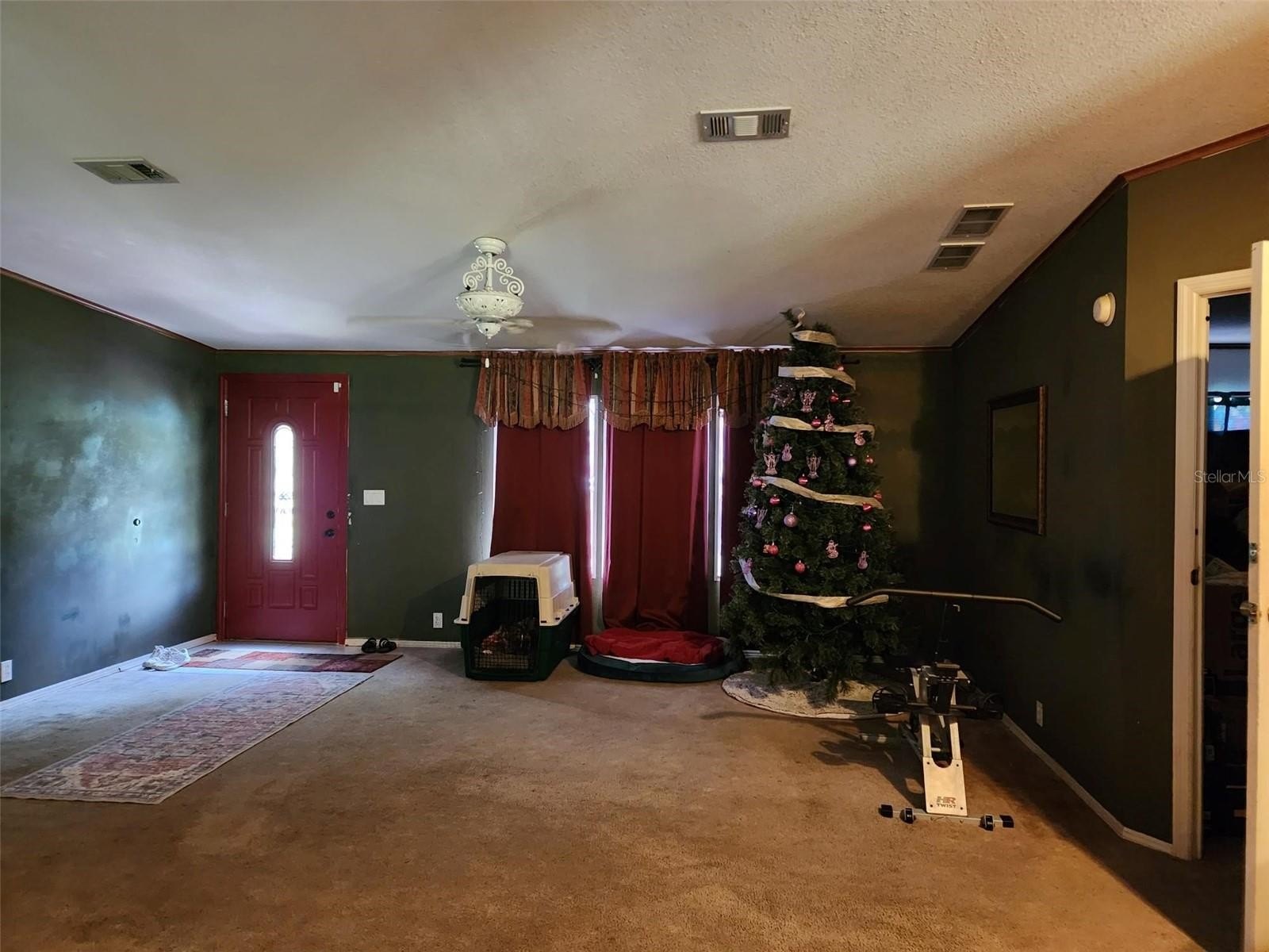 KATHLEEN, Florida, 33849, United States, 4 Bedrooms Bedrooms, ,3 BathroomsBathrooms,Residential,For Sale,1935100