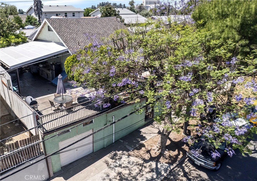 Los Angeles, California, 90033, United States, 4 Bedrooms Bedrooms, ,3 BathroomsBathrooms,Residential,For Sale,1834728