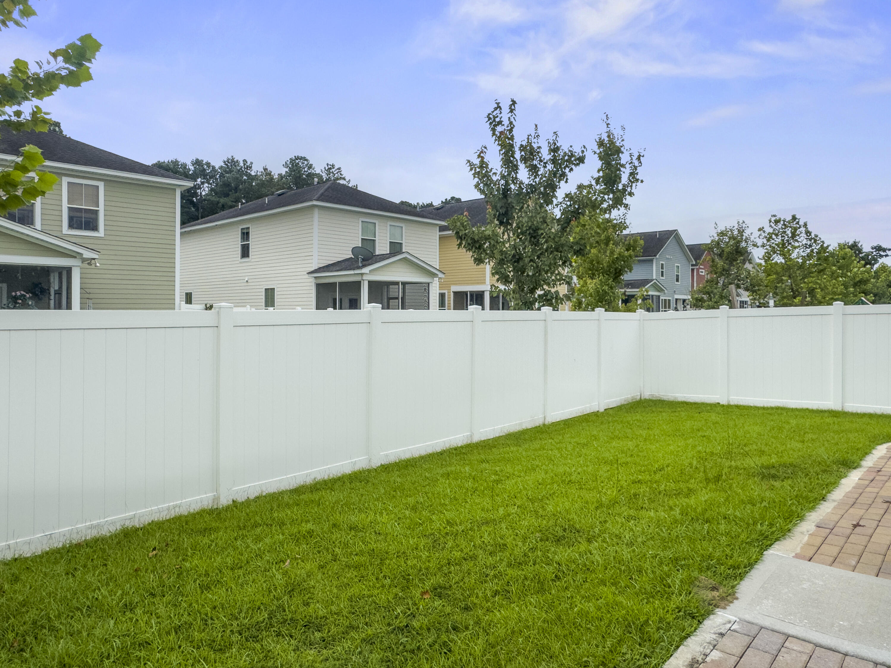 Charleston, South Carolina, 29414, United States, 3 Bedrooms Bedrooms, ,3 BathroomsBathrooms,Residential,For Sale,1913391