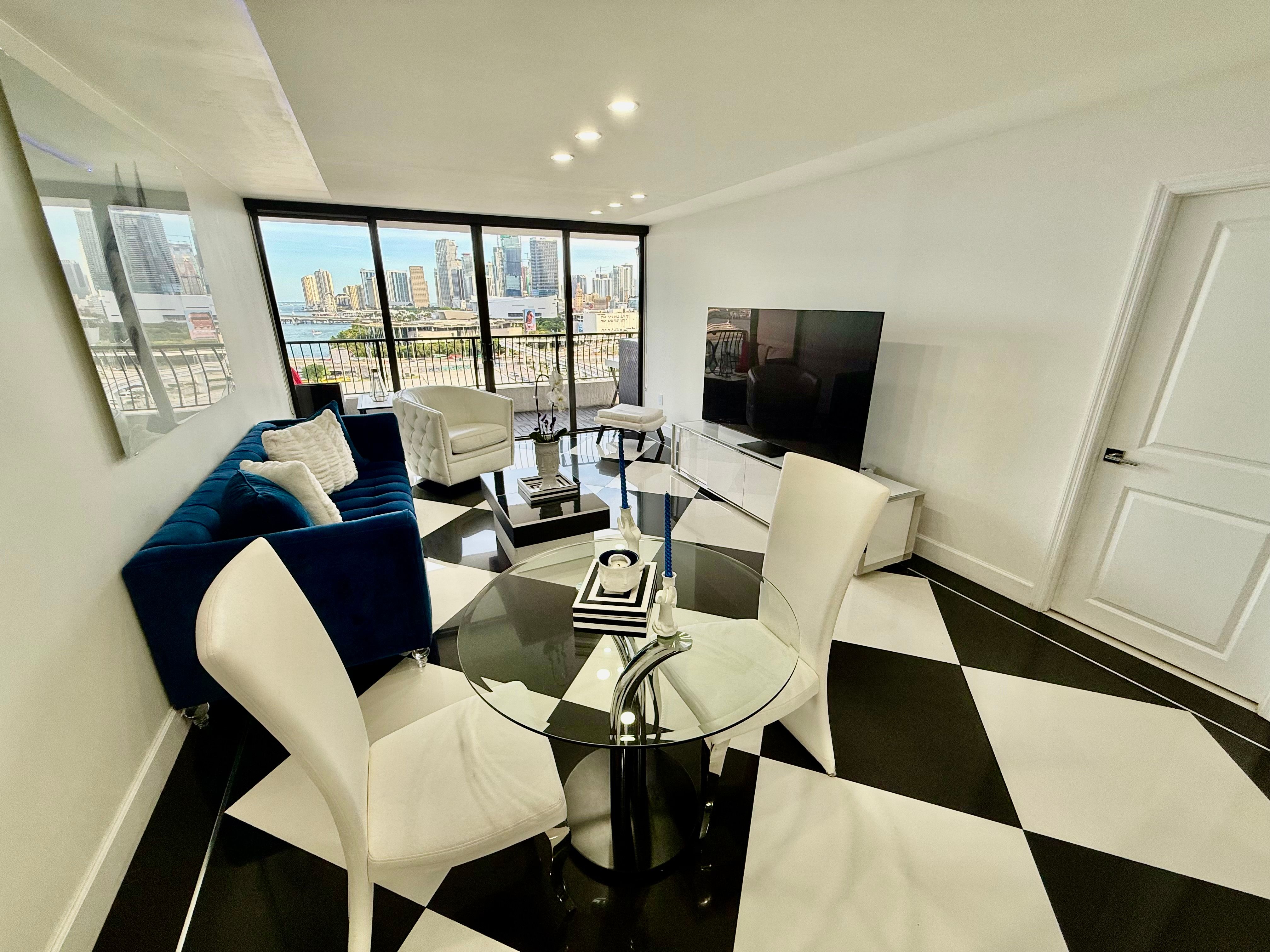  555 NE 15th St, Miami, FL, 33132 - 物件實景