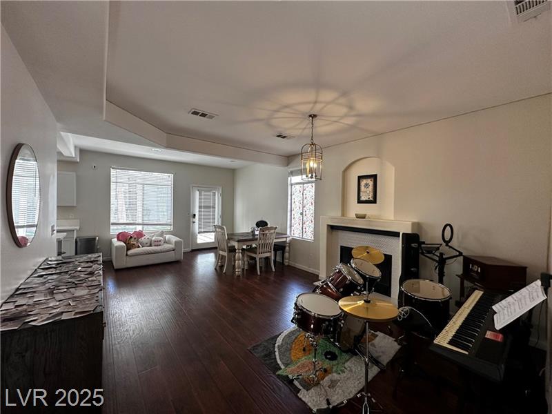 Las Vegas, Nevada, 89117, United States, 3 Bedrooms Bedrooms, ,3 BathroomsBathrooms,Residential,For Sale,1982245