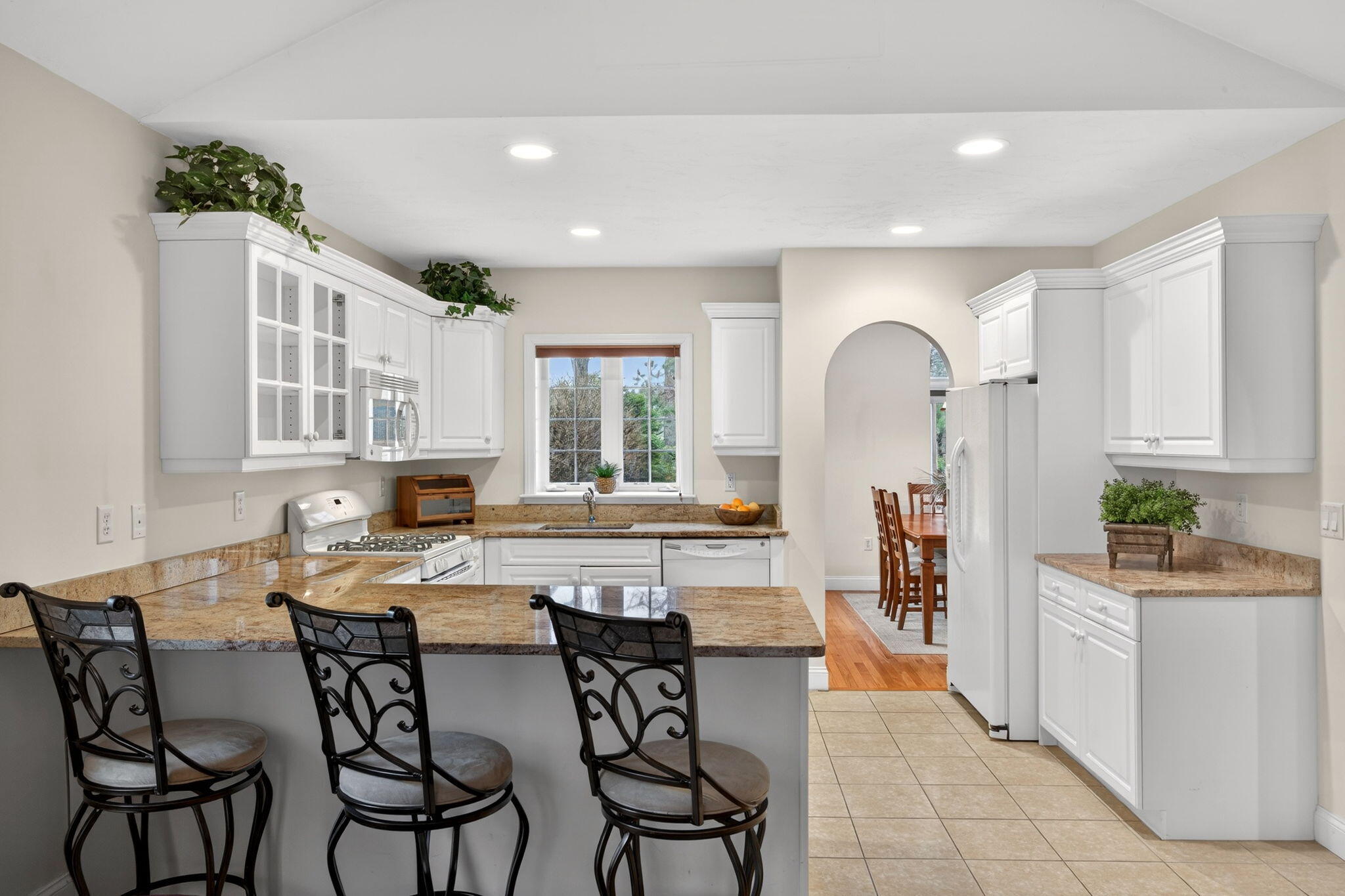  5 Blue Meadow Court, Bourne, MA, 02532 - 物件實景