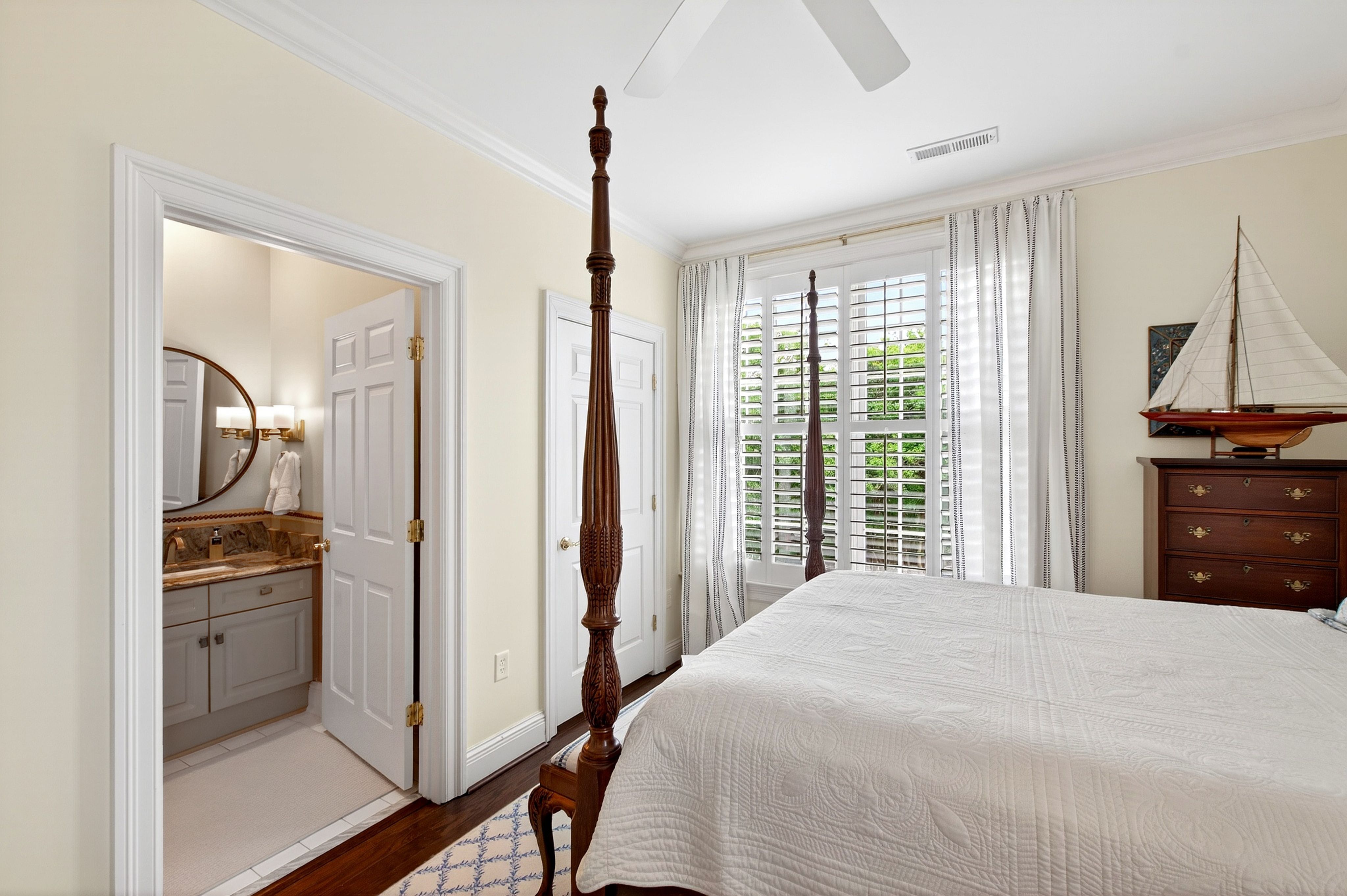  2801 Glenwood Gardens Lane, Raleigh, NC 27608 - 物件實景
