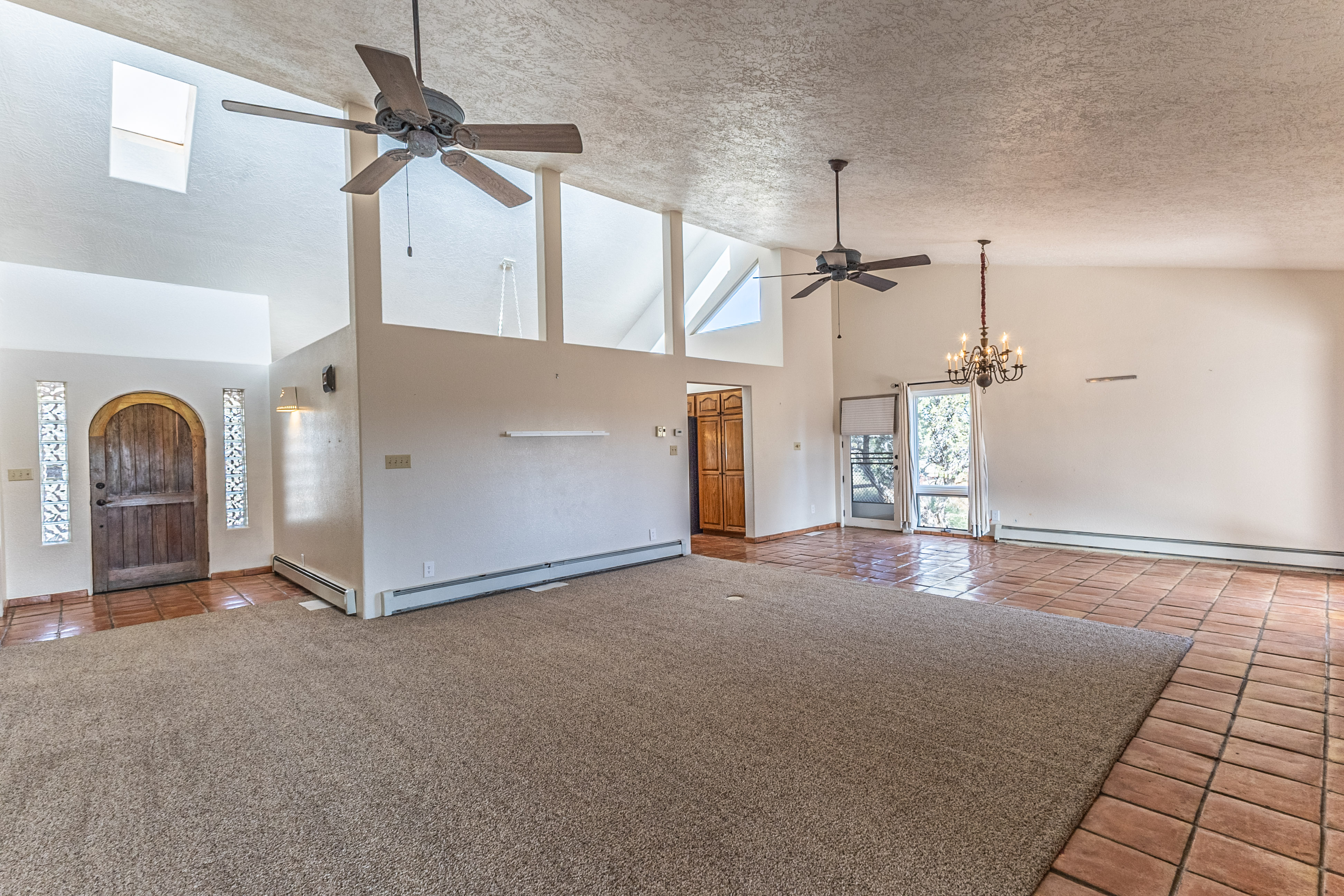 Farmington, New Mexico, 87402, United States, 4 Bedrooms Bedrooms, ,3 BathroomsBathrooms,Residential,For Sale,1995445