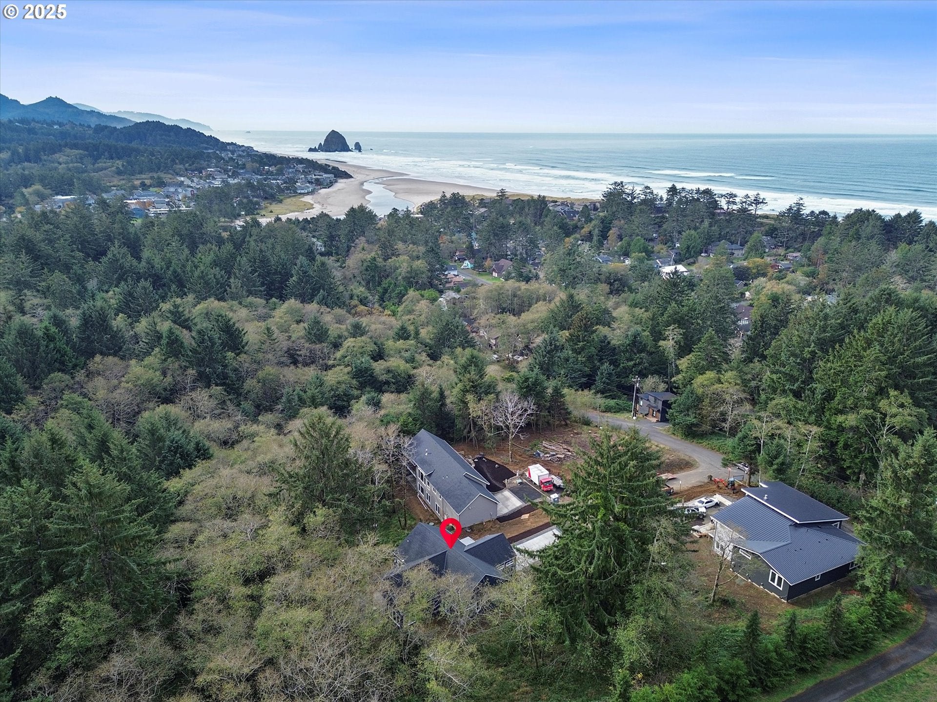 CannonBeach, Oregon, 97110, United States, 4 Bedrooms Bedrooms, ,4 BathroomsBathrooms,Residential,For Sale,2003076