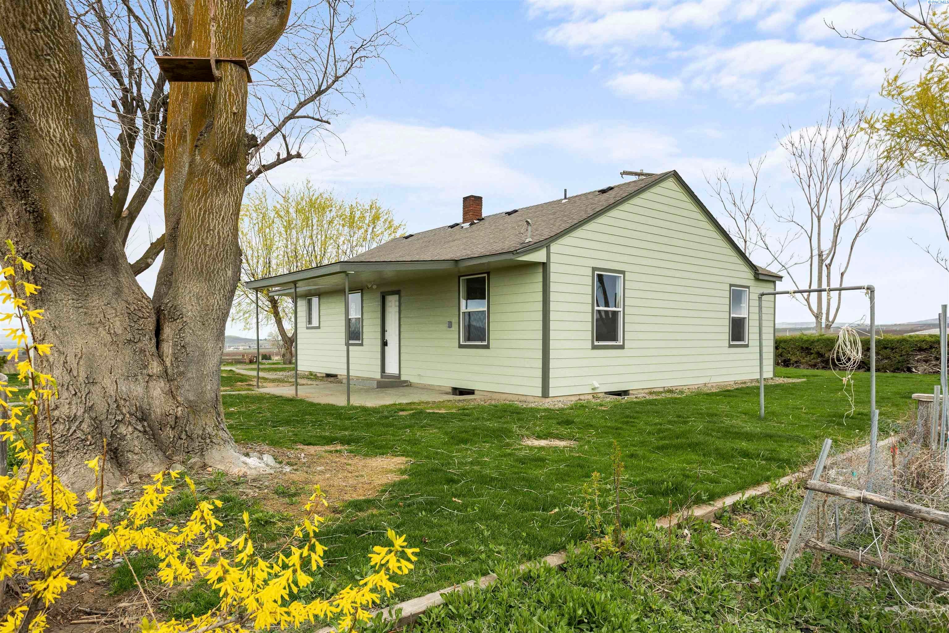 Prosser, Washington, 99350, United States, ,Residential,For Sale,1979081