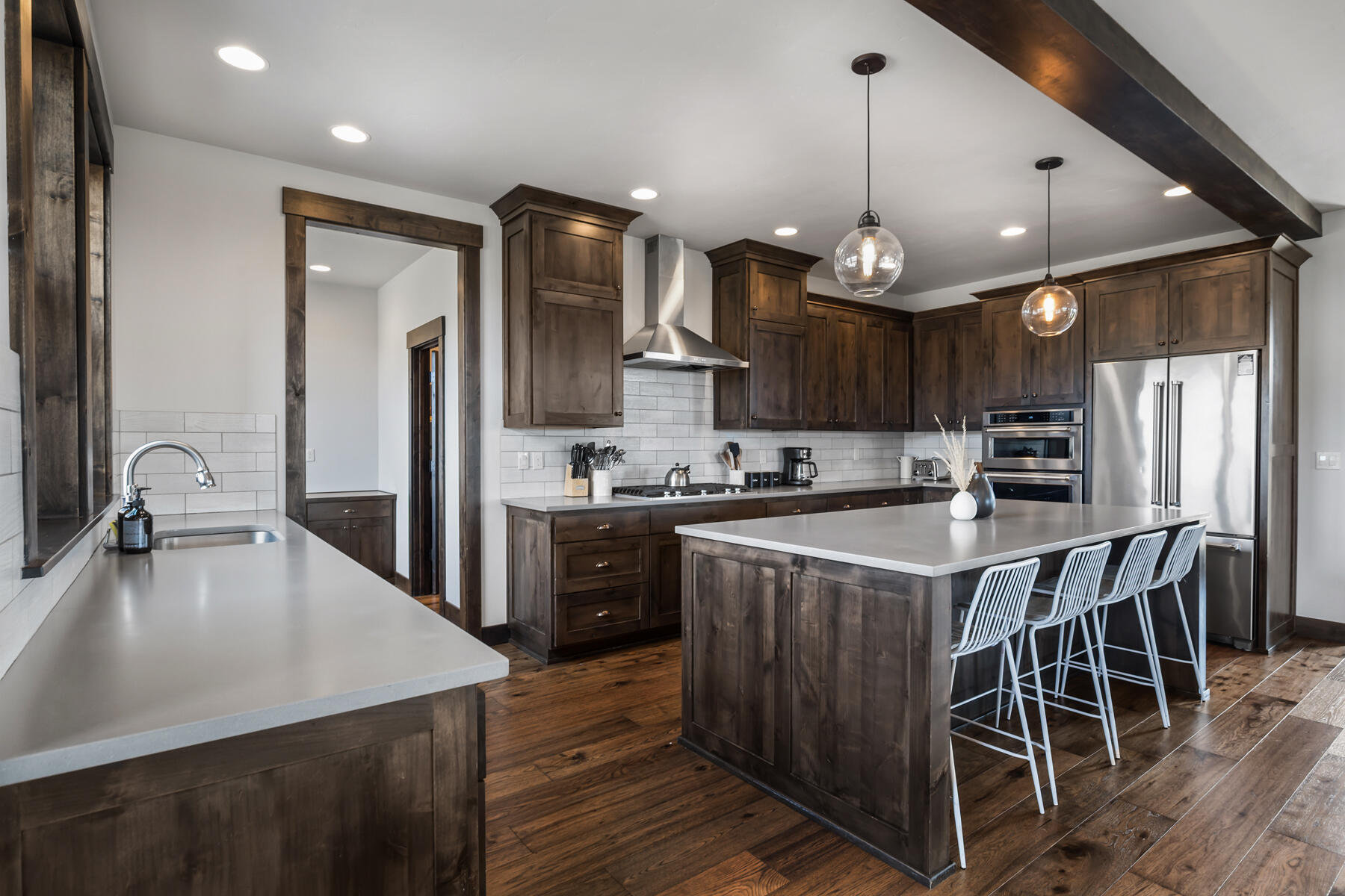 Powell Butte, Oregon, 97753, United States, 4 Bedrooms Bedrooms, ,3 BathroomsBathrooms,Residential,For Sale,1827363