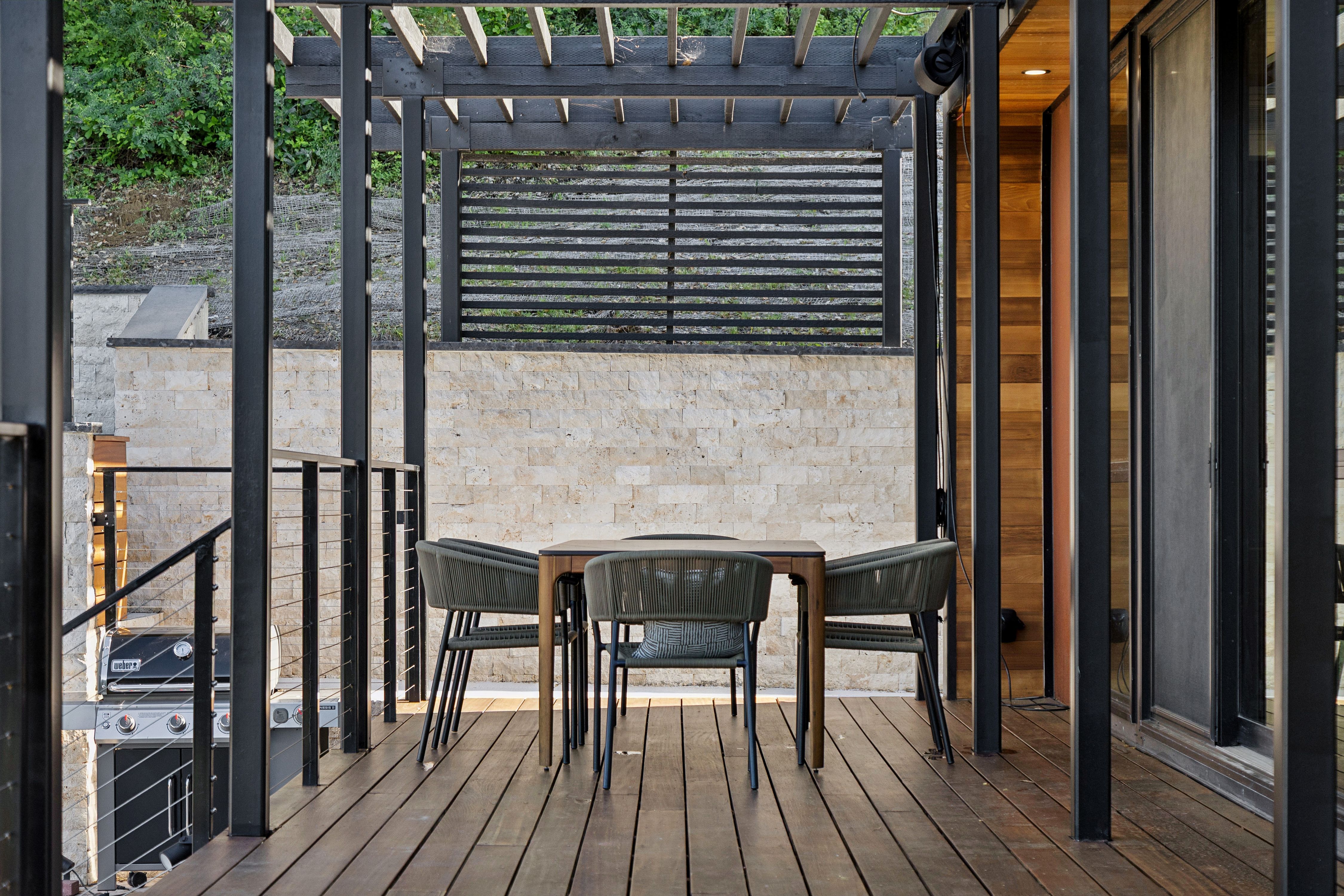  Modern Off-Grid Compound with Panoramic Valley Views - 物件實景