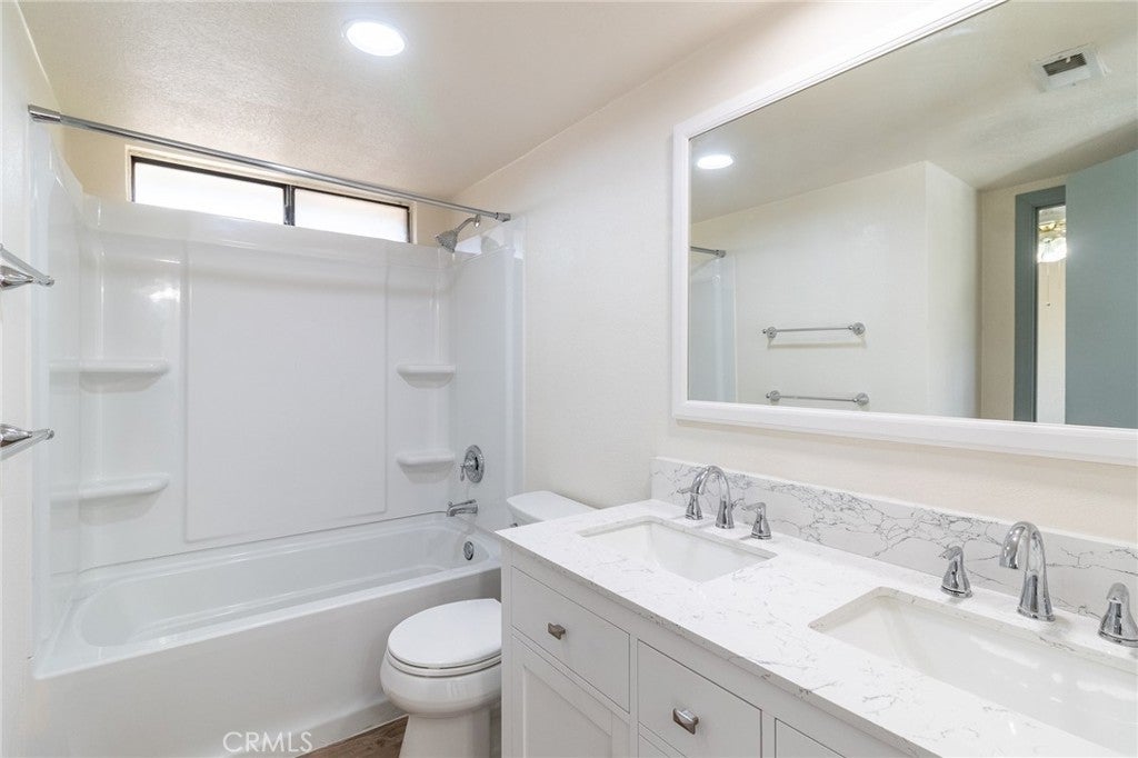 Redlands, California, 92374, United States, 4 Bedrooms Bedrooms, ,2 BathroomsBathrooms,Residential,For Sale,1978273