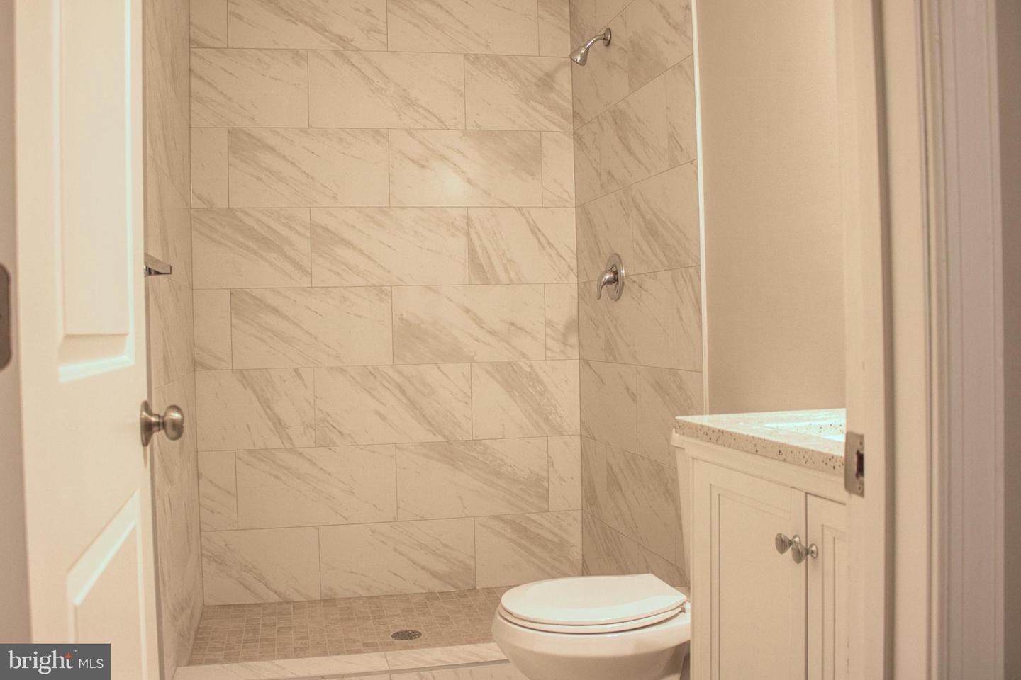 Baltimore, Maryland, 21215, United States, 4 Bedrooms Bedrooms, ,4 BathroomsBathrooms,Residential,For Sale,1917933