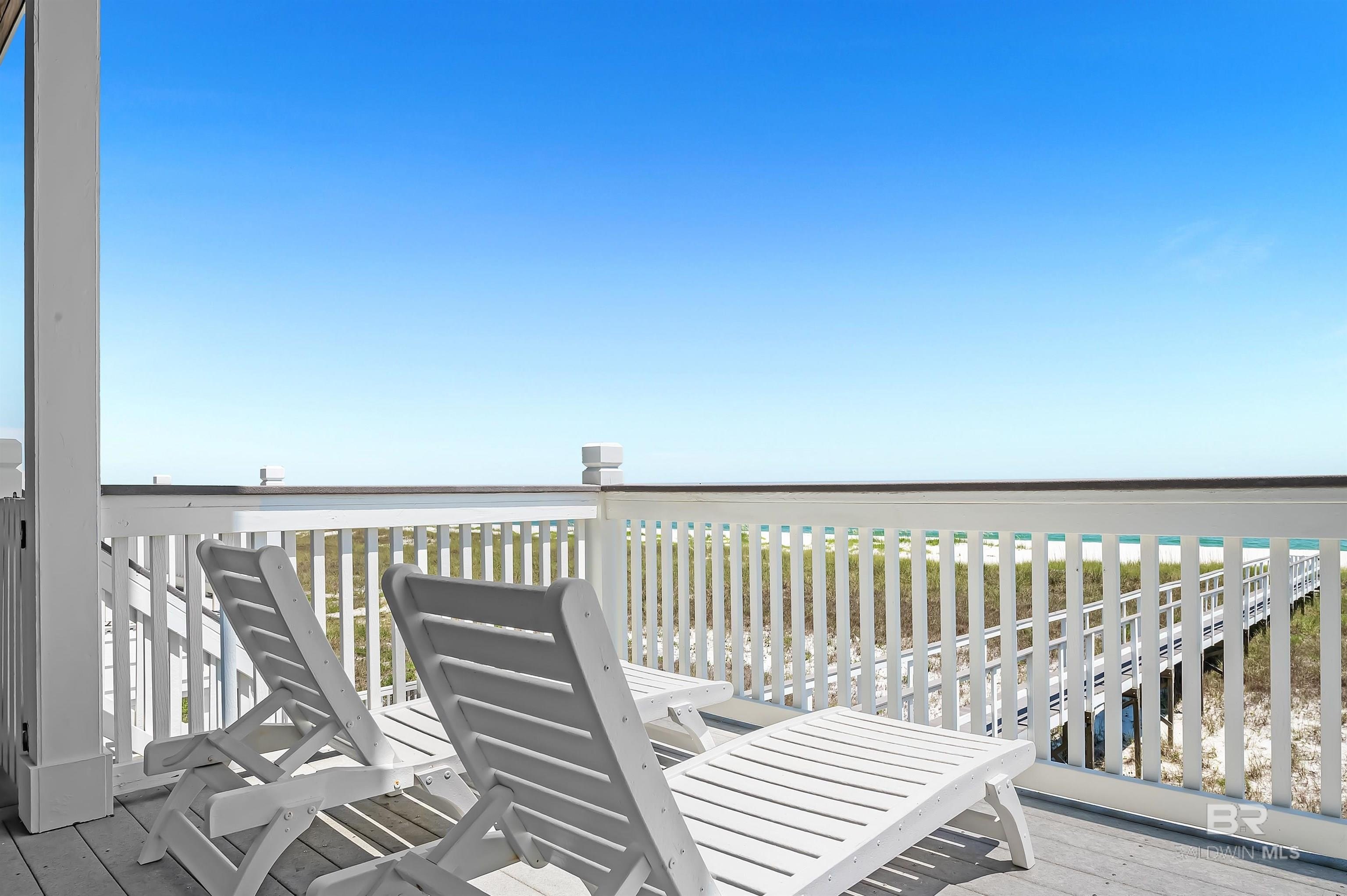 Pensacola, Florida, 32507, United States, 8 Bedrooms Bedrooms, ,9 BathroomsBathrooms,Residential,For Sale,1983870